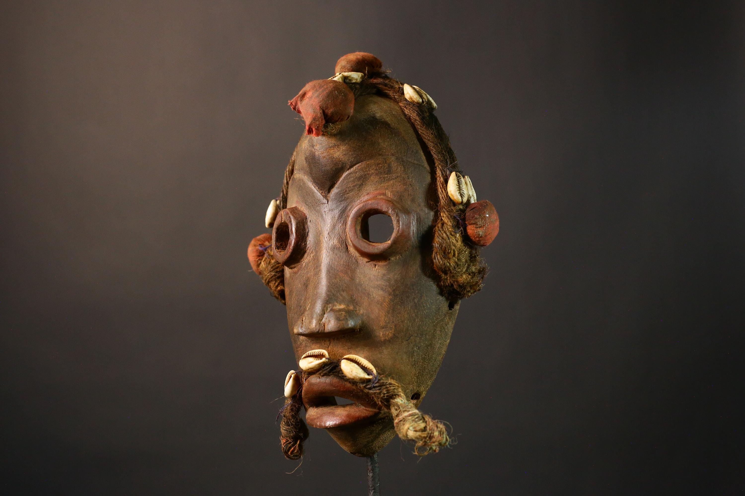 African mask Hand Carved Tribal Face Mask DAN Wood Sculpture Ethnic Home Decor Unique Passport Mask Art Cultural Wall Hanging Decor-5079