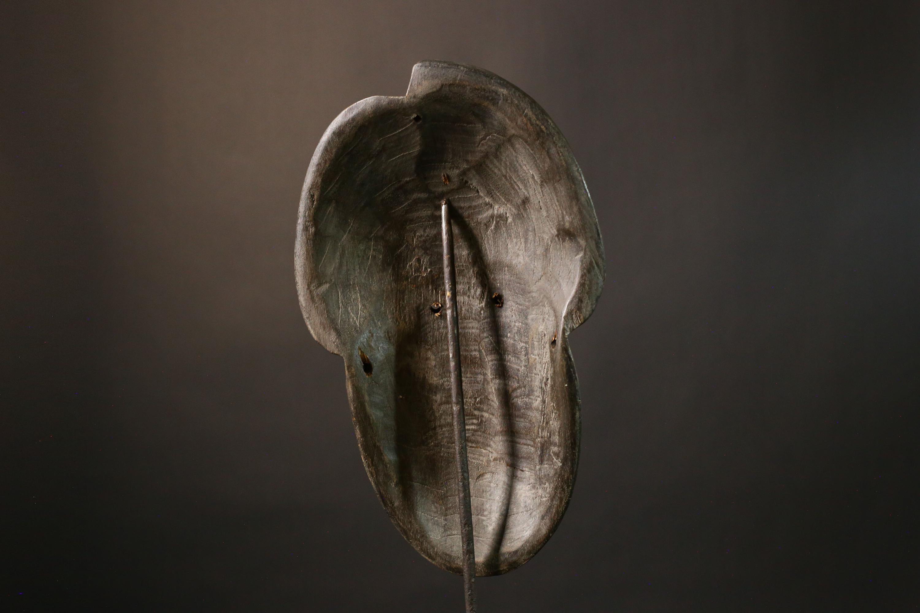African Tribal Wood Mask Puno Okuyi Mukudji Society Unique Gabon Decor Cultural Artwork for Home Accent Vintage Ethnic Mask Collection-G1941