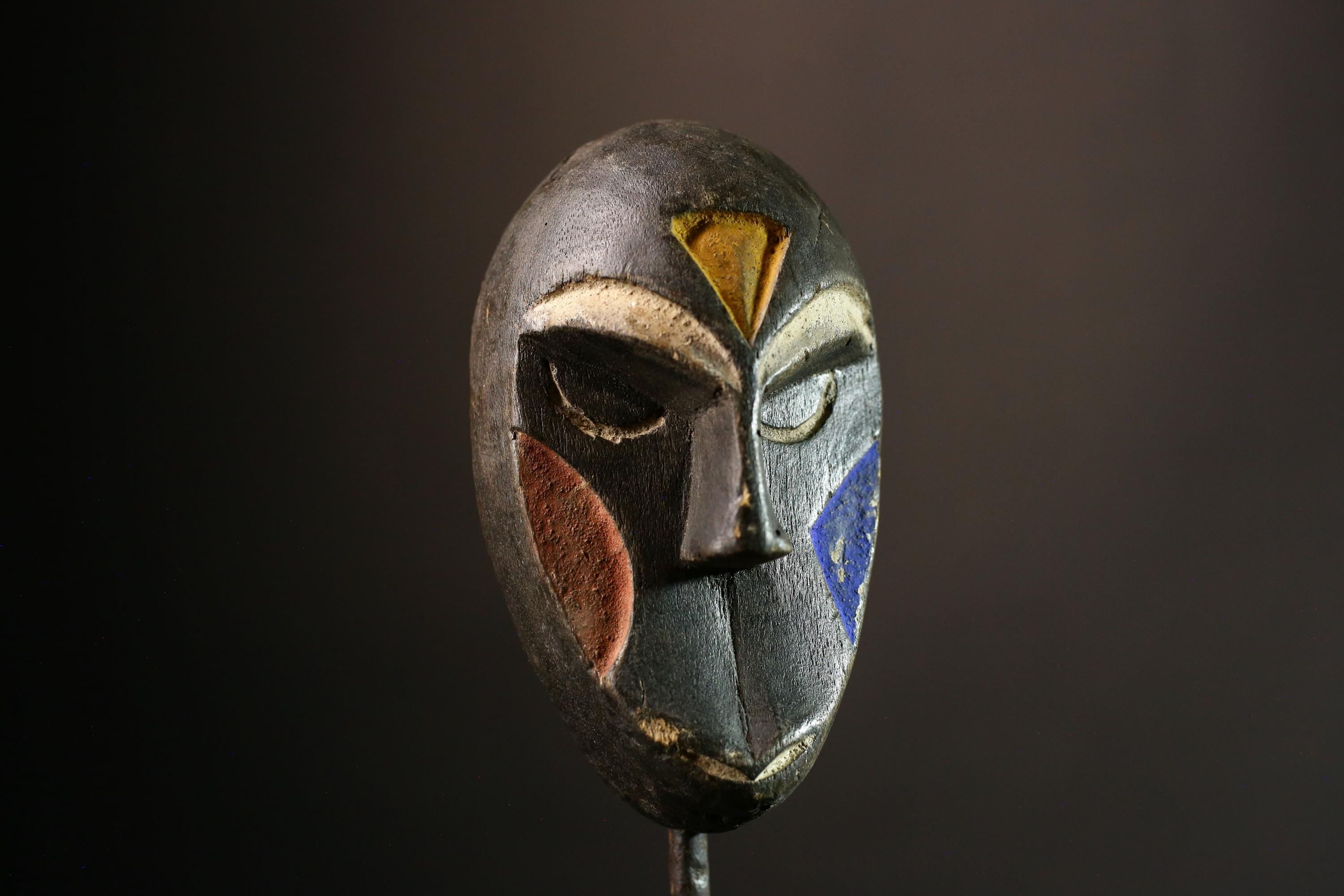 African mask Vintage Lega Mask Hand-Carved Tribal Art Primitive Wall Hanging Decor Collectible Cultural Piece for Home - G3547