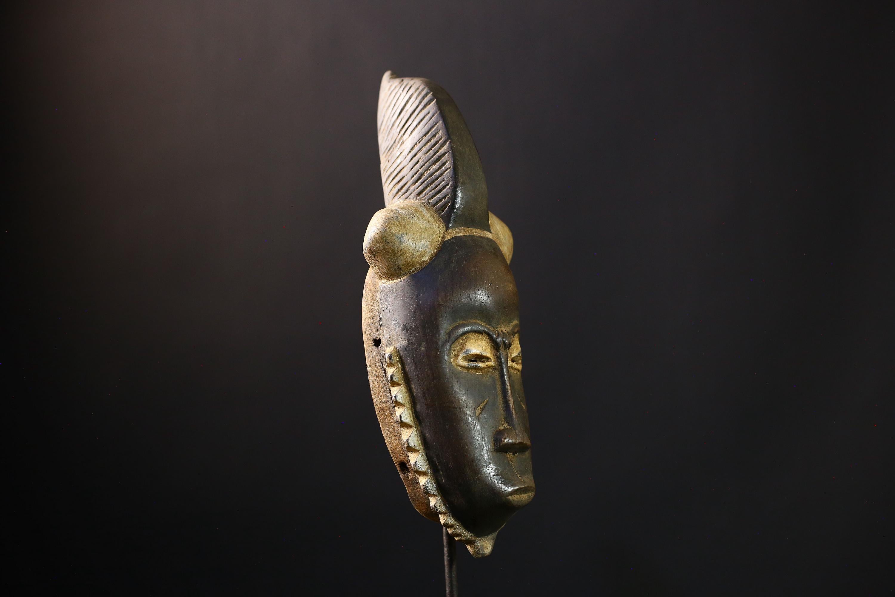 African Mask -Vintage Guro Tribal Art Handcrafted Wooden Ceremonial Sculpture, Authentic Ethnic Decor for Collectors and Home Display.-G3836
