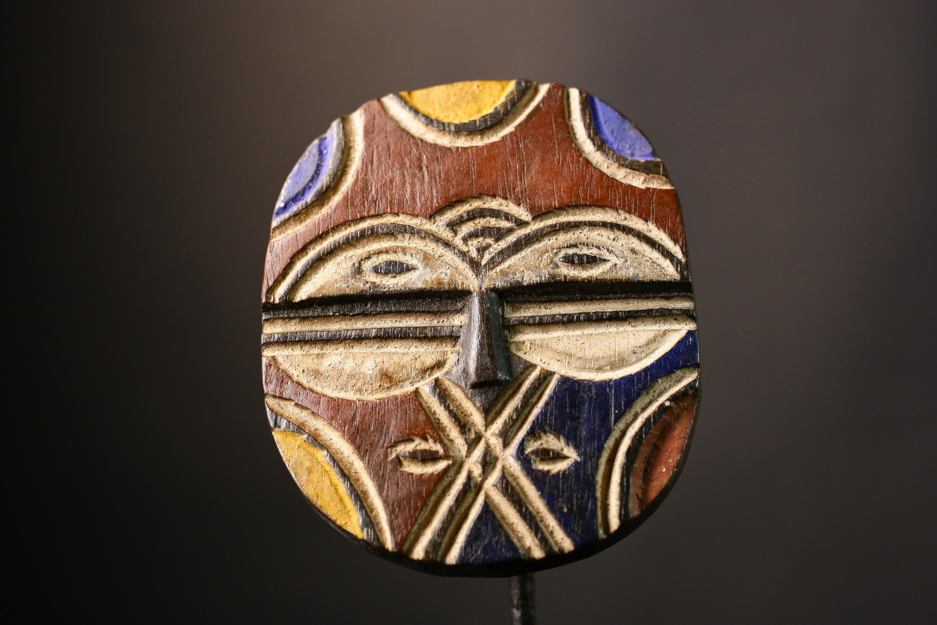 African Tribal Face Sun Mask from Eket, Nigeria Vintage Art Piece Rare Wall Decor for Unique Cultural Aesthetic and Home Style -G3607