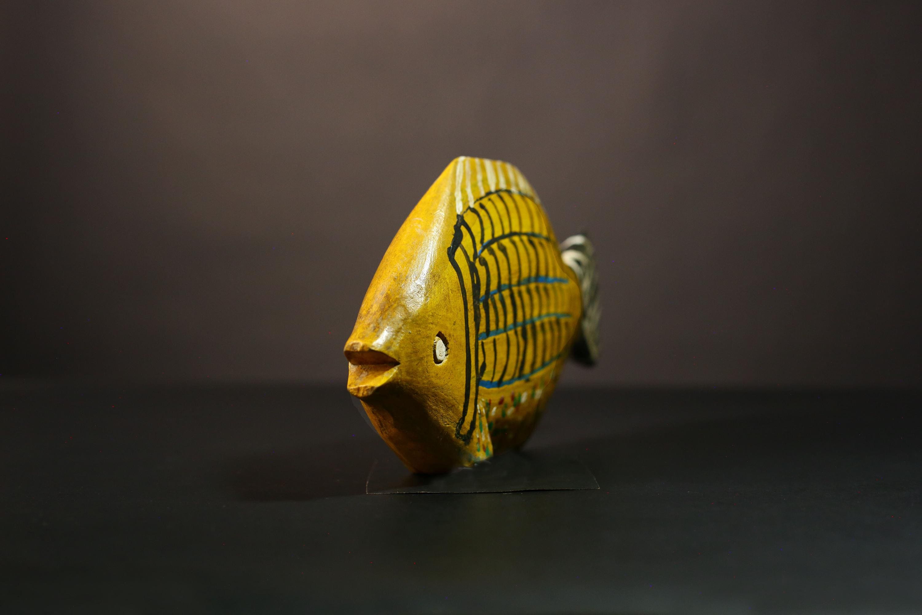 African Hand-Carved Tribal Bozo Fish Figurine Unique Solid Wood Exquisite Collectible Sculptures Authentic Cultural Home Decor Piece-G2027