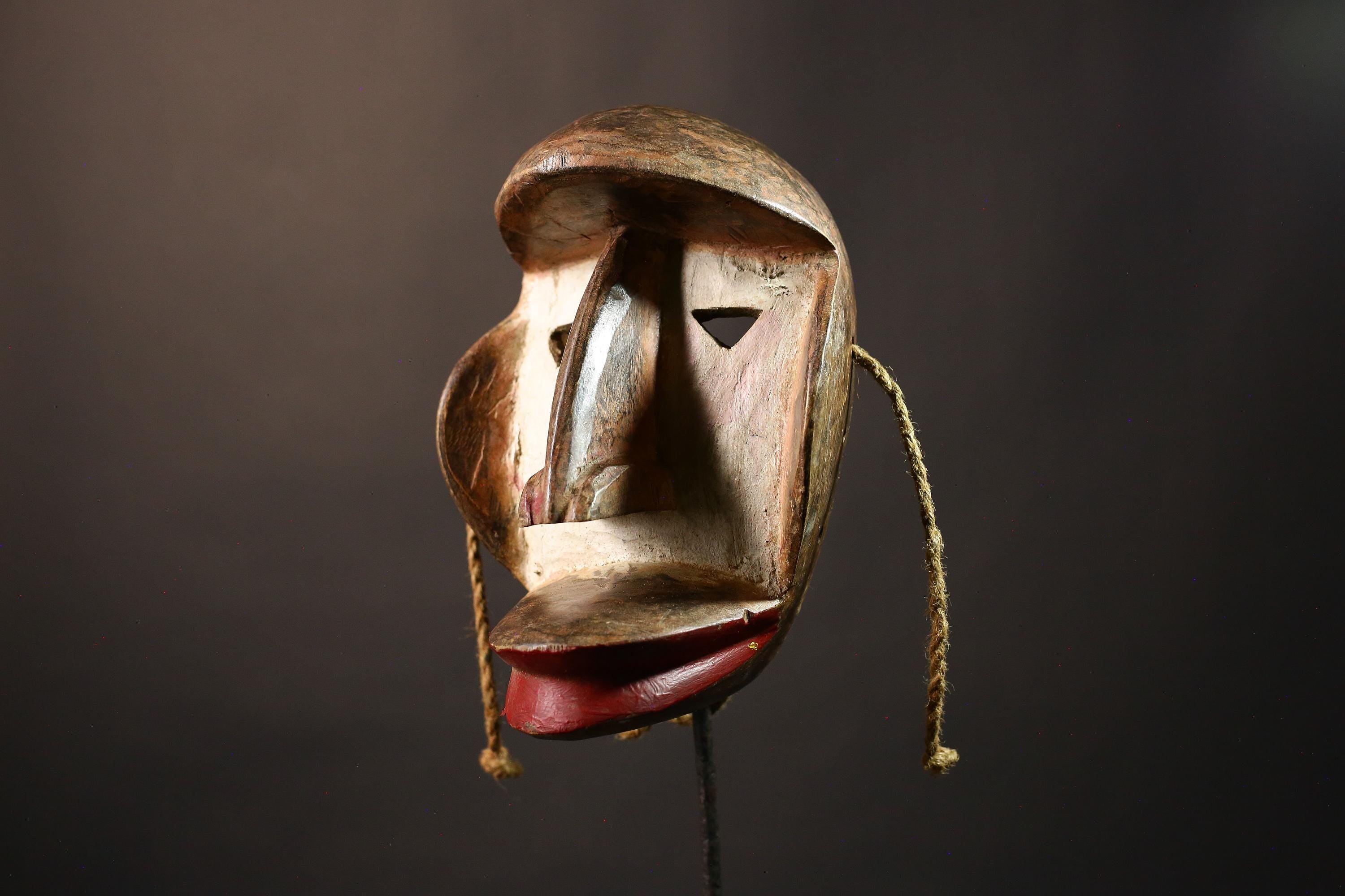 African Hand Carved Wooden Mask Unique Tribal Art Sculpture Authentic Decor Handmade African Wall Art Ethnic Home Accent-8180