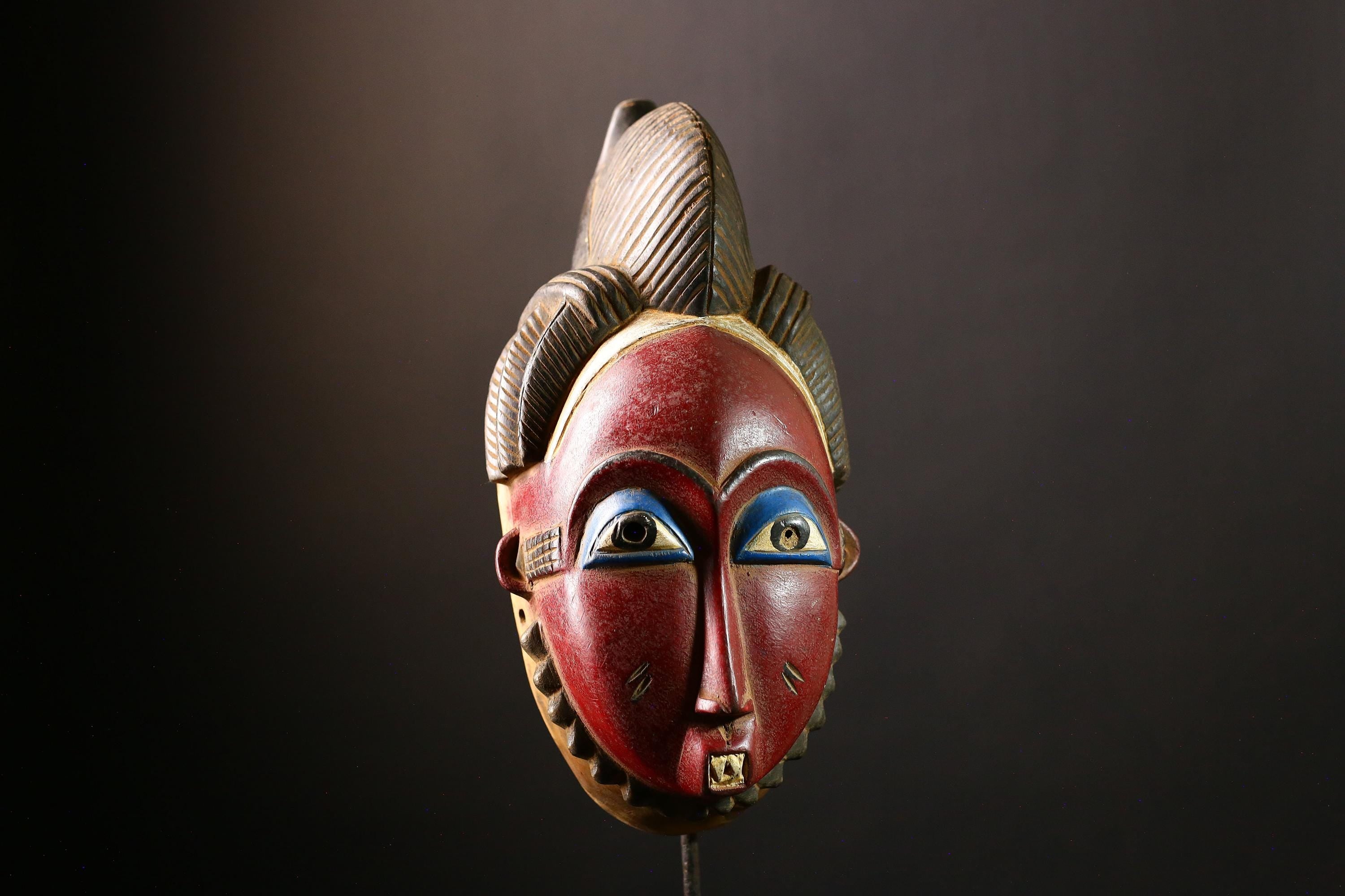 African Mask Vintage Guro Baule - Hand-Carved Wooden Tribal Face Wall Art Decor for Home, Art Collectibles, and Cultural Display-9570