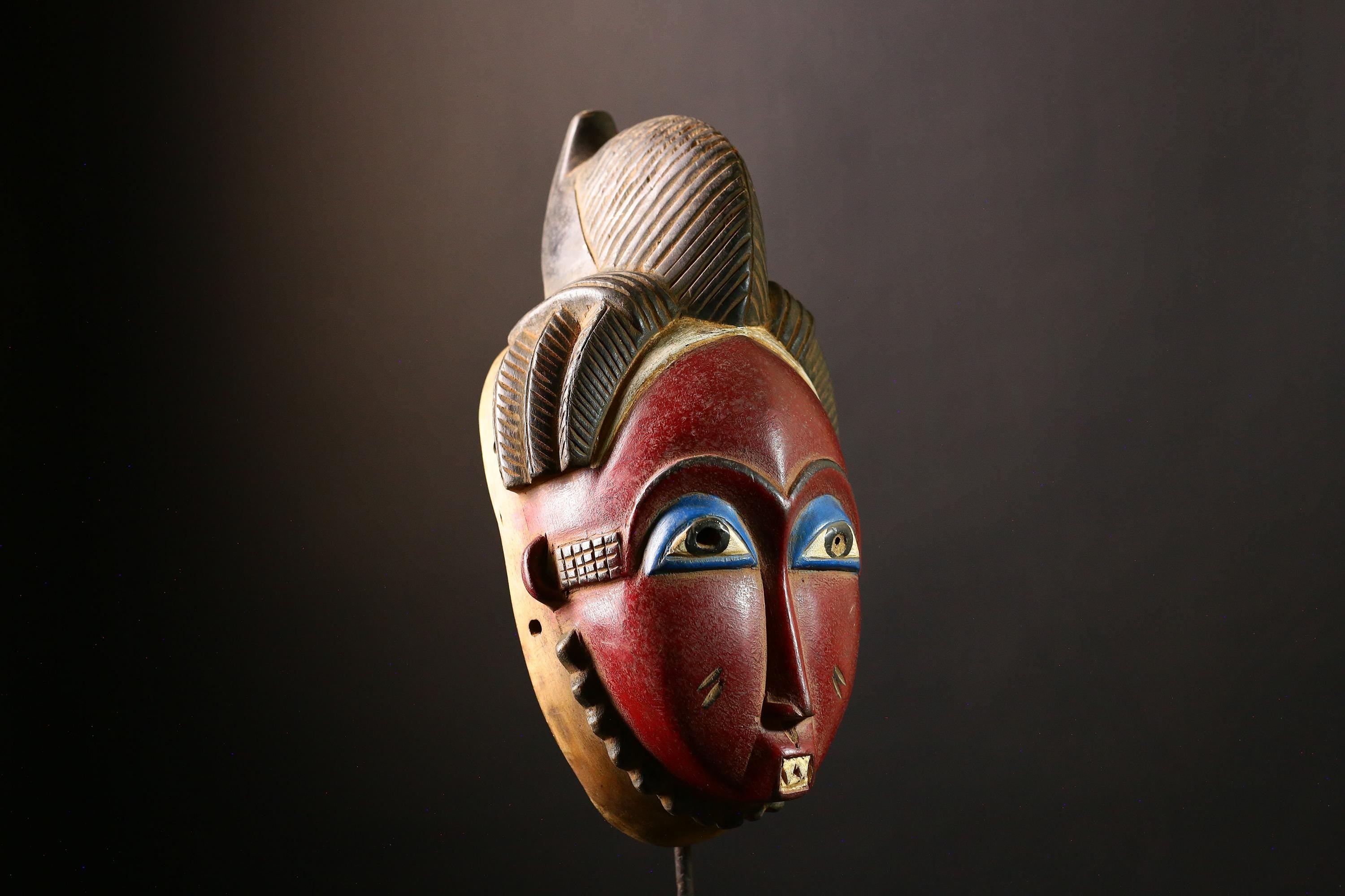 African Mask Vintage Guro Baule - Hand-Carved Wooden Tribal Face Wall Art Decor for Home, Art Collectibles, and Cultural Display-9570