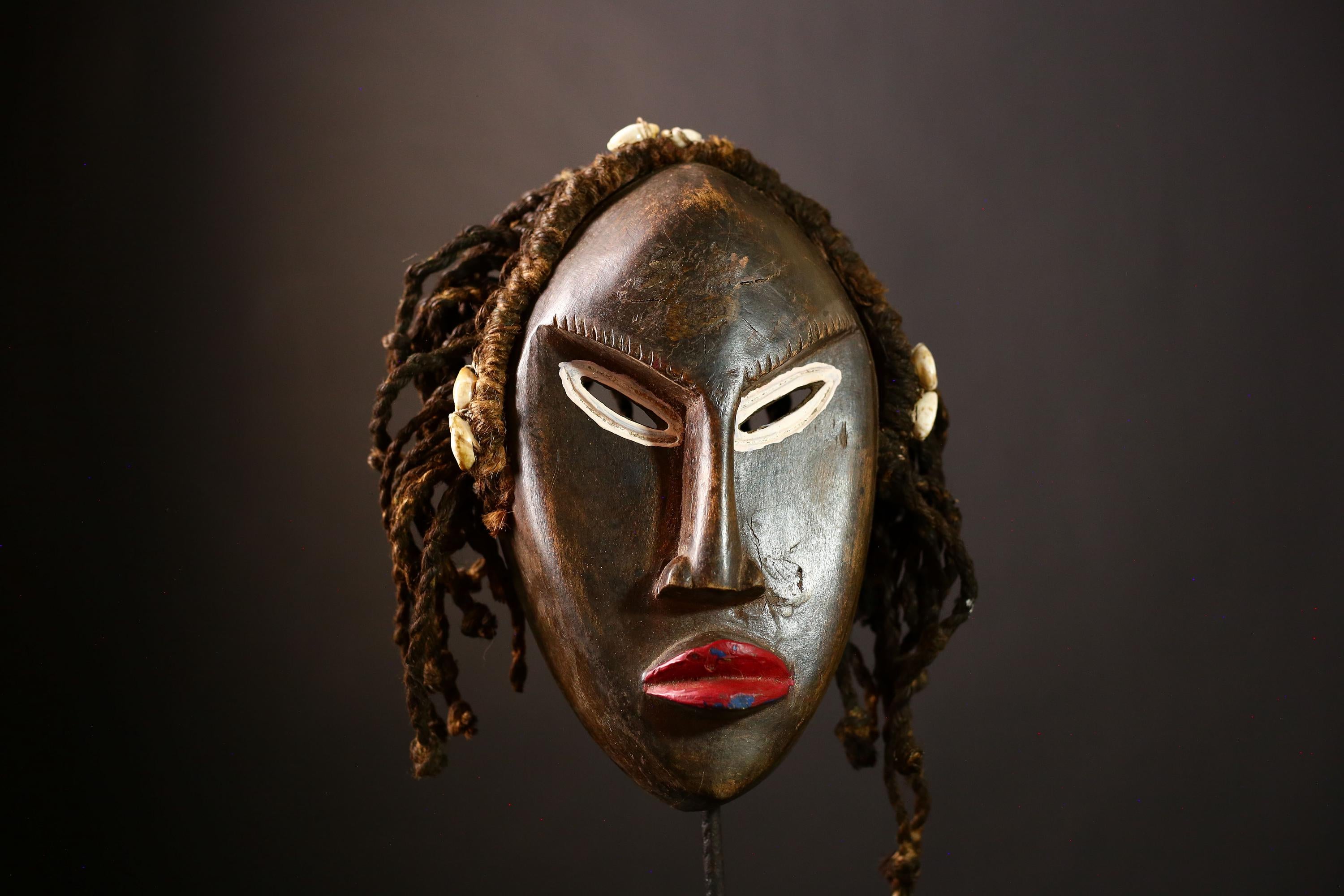 African DAN Mask - Handcrafted Wooden Tribal Wall Art, Unique Ethnic Sculpture, Vintage Home Decor for Collectors and Art Lovers-8153