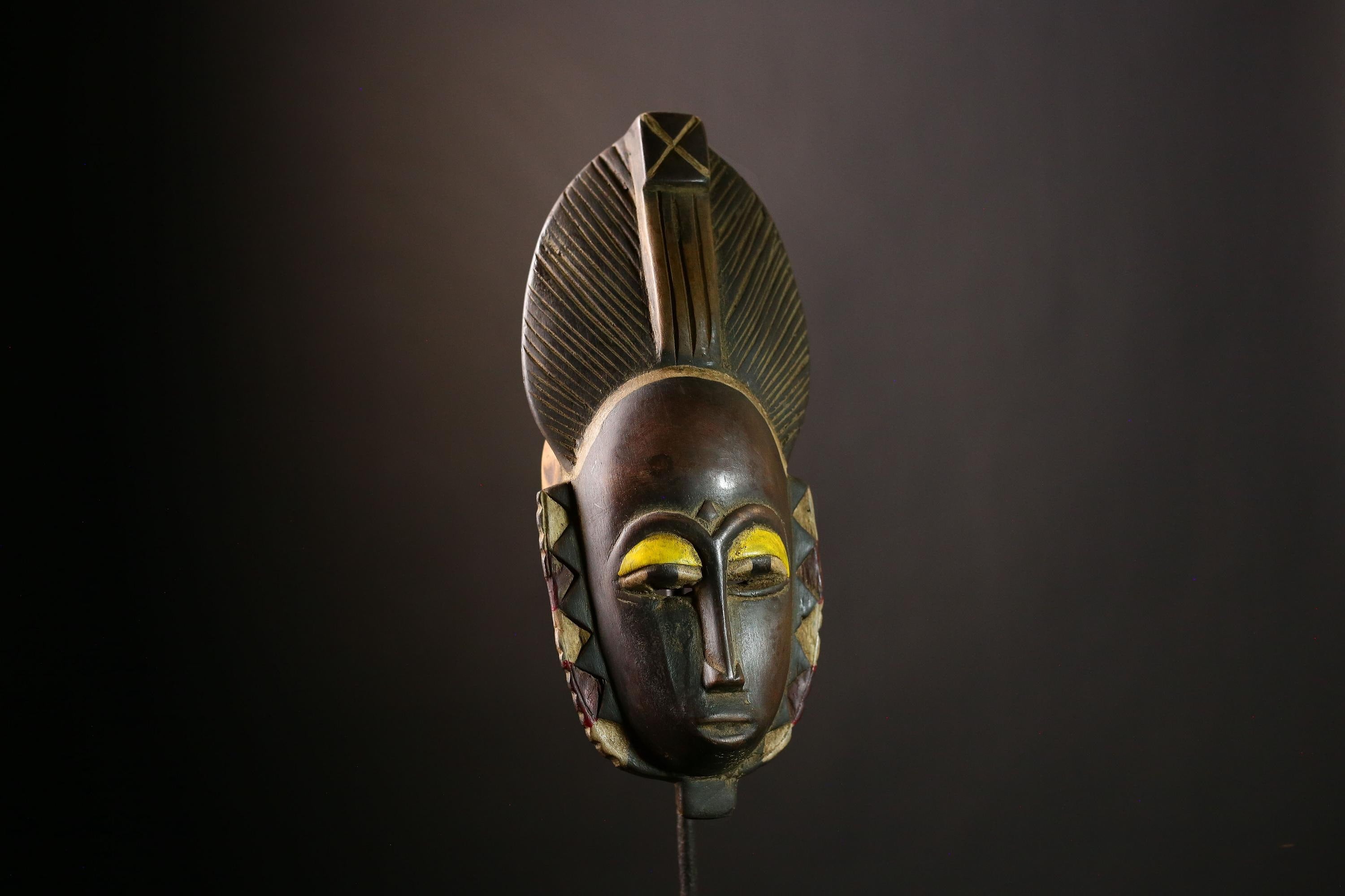 African Baule Mask - Unique Hand-Carved Wooden Tribal Wall Decor, Vintage African Art, Ethnic Sculpture for Home Collectors-G3972