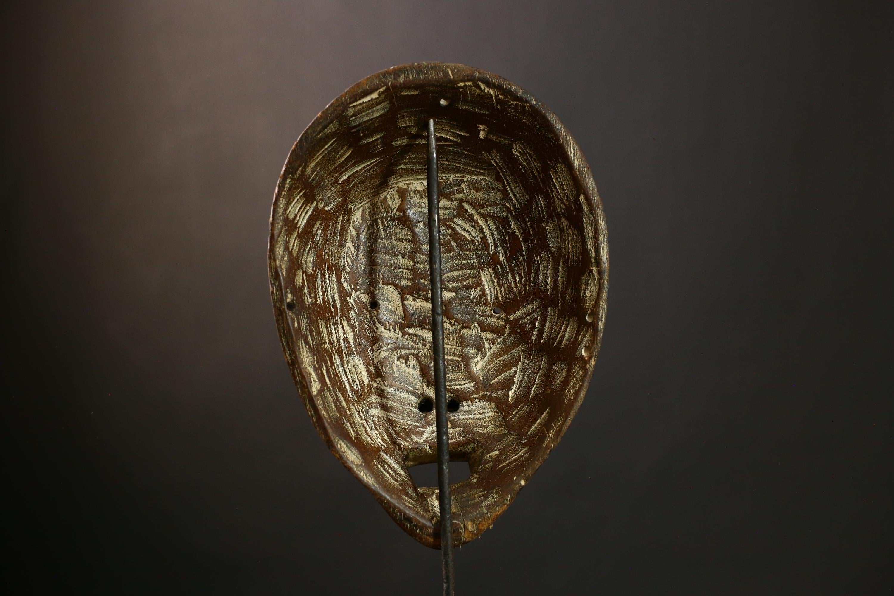 African Bwami Mask - Unique Handcrafted Wooden Tribal Wall Art from Congo, Ethnic Sculpture for Home Decor and Collectors-G3970