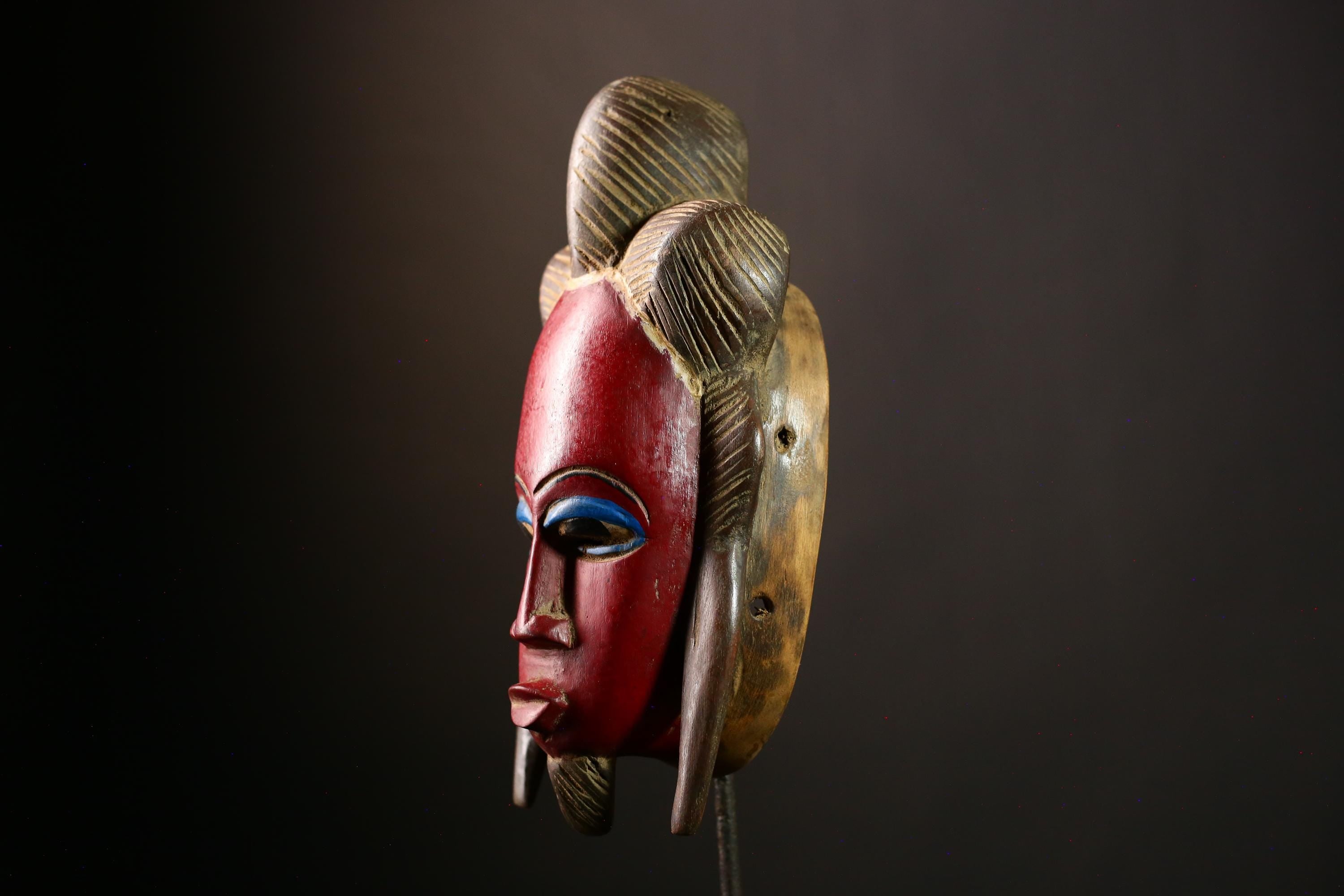 African Guro Mask - Handmade Tribal Wall Art, Unique Home Décor, Ethnic Face Mask Sculpture, Collectible Mask for Wall Display-G4026