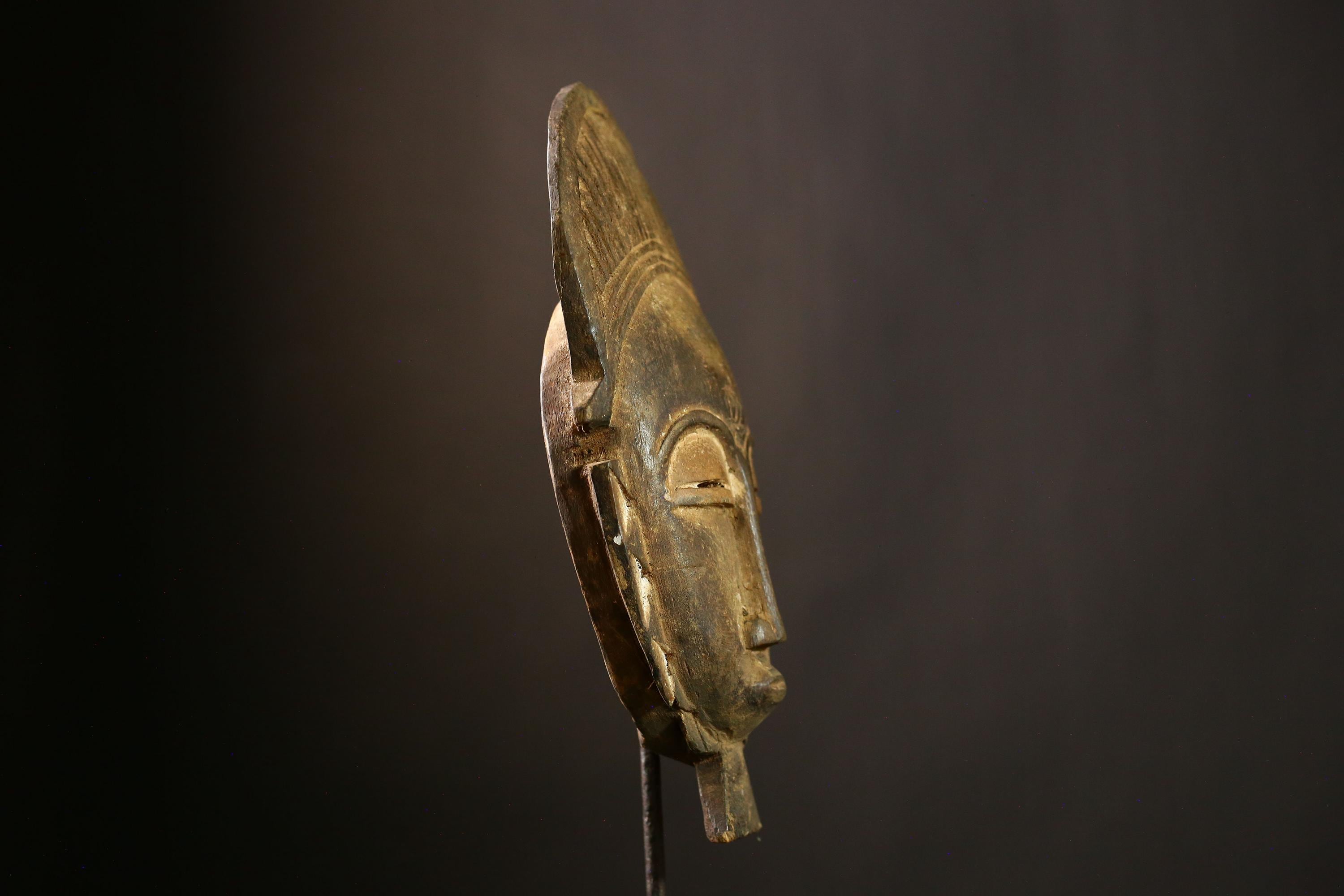 African Guro Mask Hand Carved Wood Vintage Tribal Wall Hanging Art Decor-5650