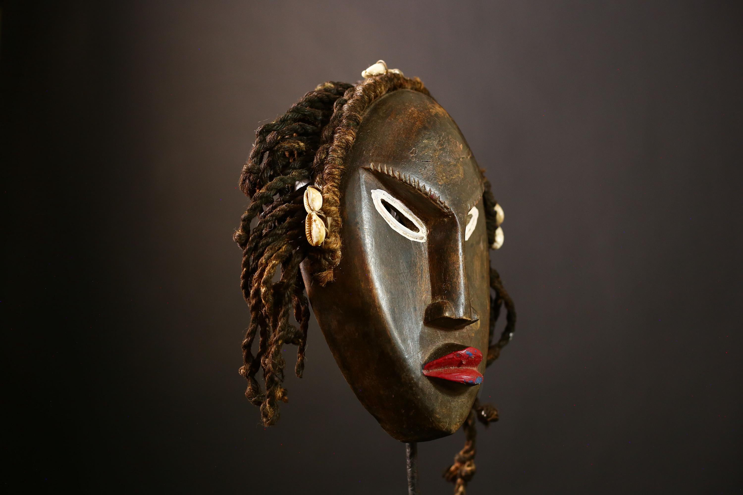 African DAN Mask - Handcrafted Wooden Tribal Wall Art, Unique Ethnic Sculpture, Vintage Home Decor for Collectors and Art Lovers-8153