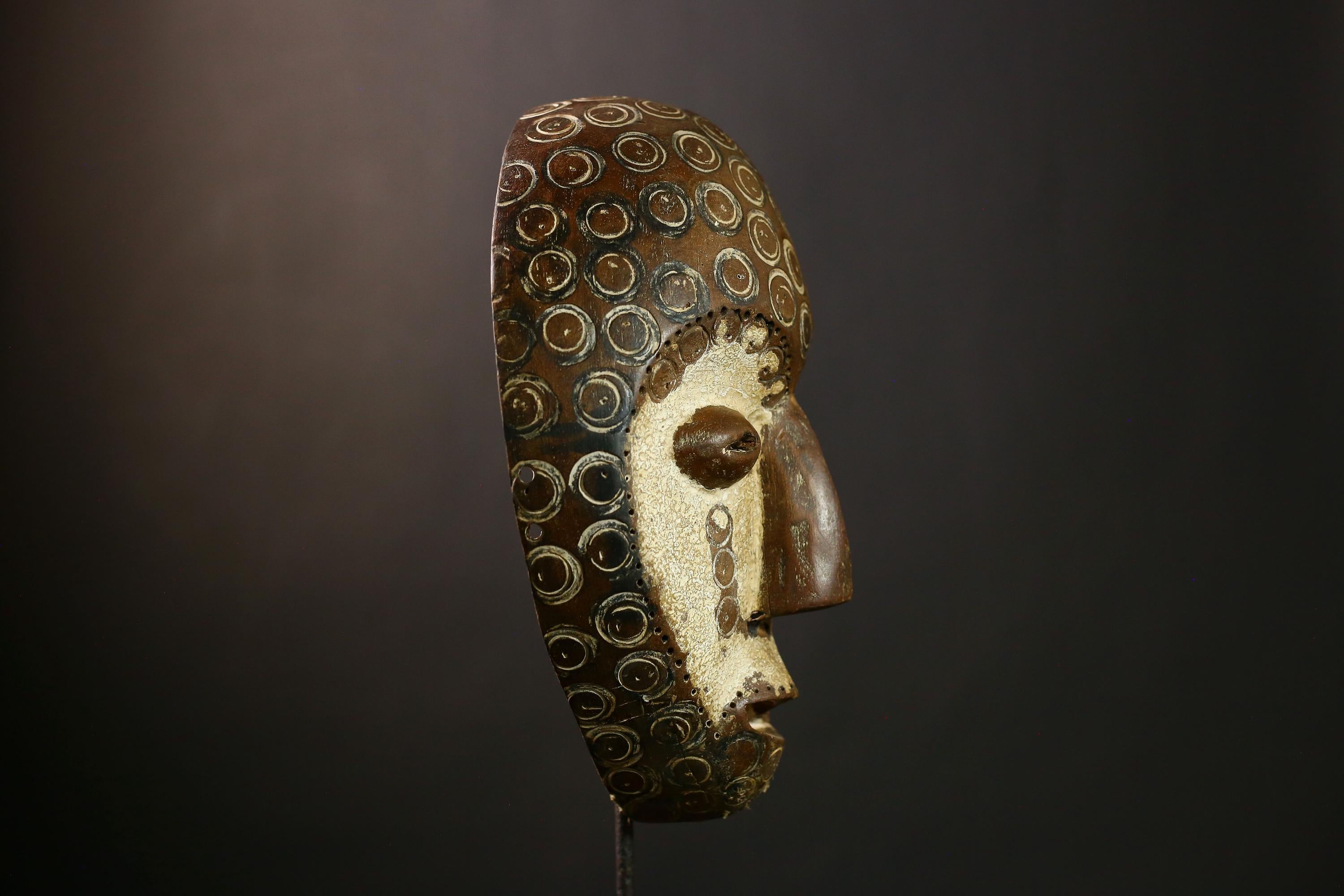 African Bwami Mask - Unique Handcrafted Wooden Tribal Wall Art from Congo, Ethnic Sculpture for Home Decor and Collectors-G3970