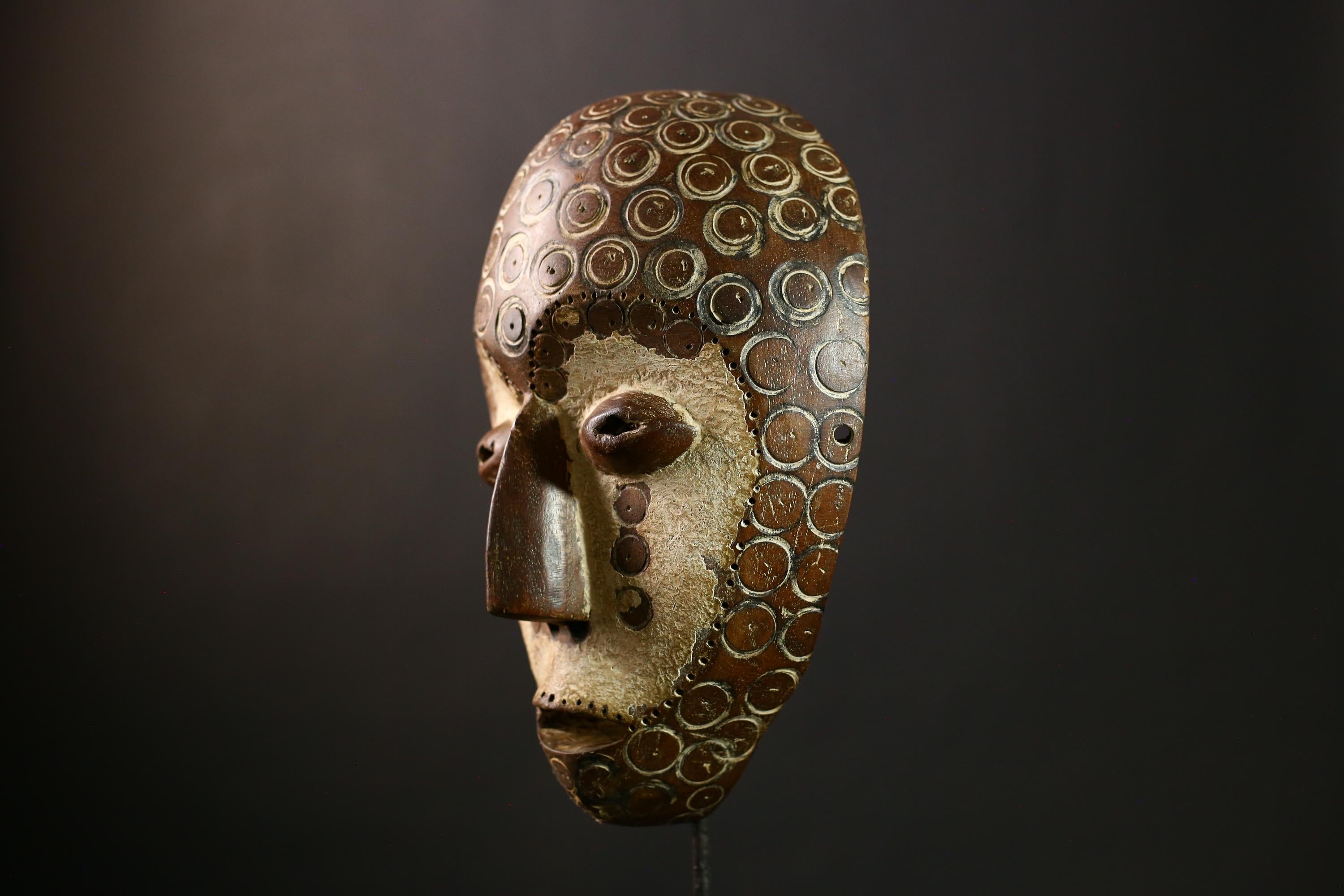 African Bwami Mask - Unique Handcrafted Wooden Tribal Wall Art from Congo, Ethnic Sculpture for Home Decor and Collectors-G3970