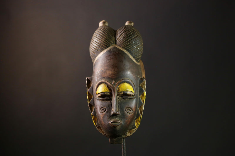 African Guro Mask - Vintage Wood Carved Tribal Face Art, Unique Wall Hanging Decor, Handcrafted Ethnic Sculpture for Collectors-G3959