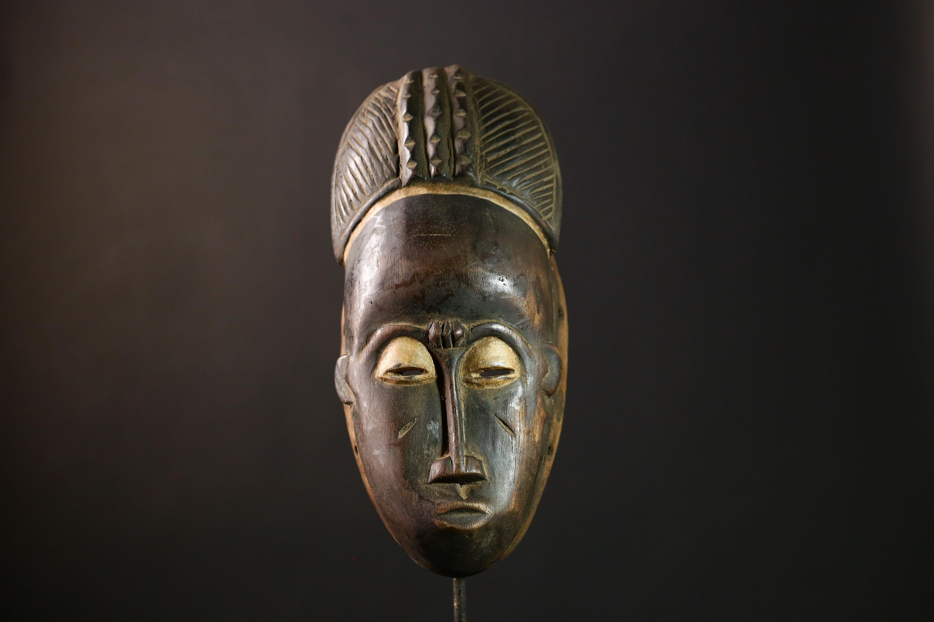African Guro Mask - Vintage Wood Carved Tribal Face Art, Unique African Wall Decor, Handcrafted Collectible Sculpture for Home-G3958