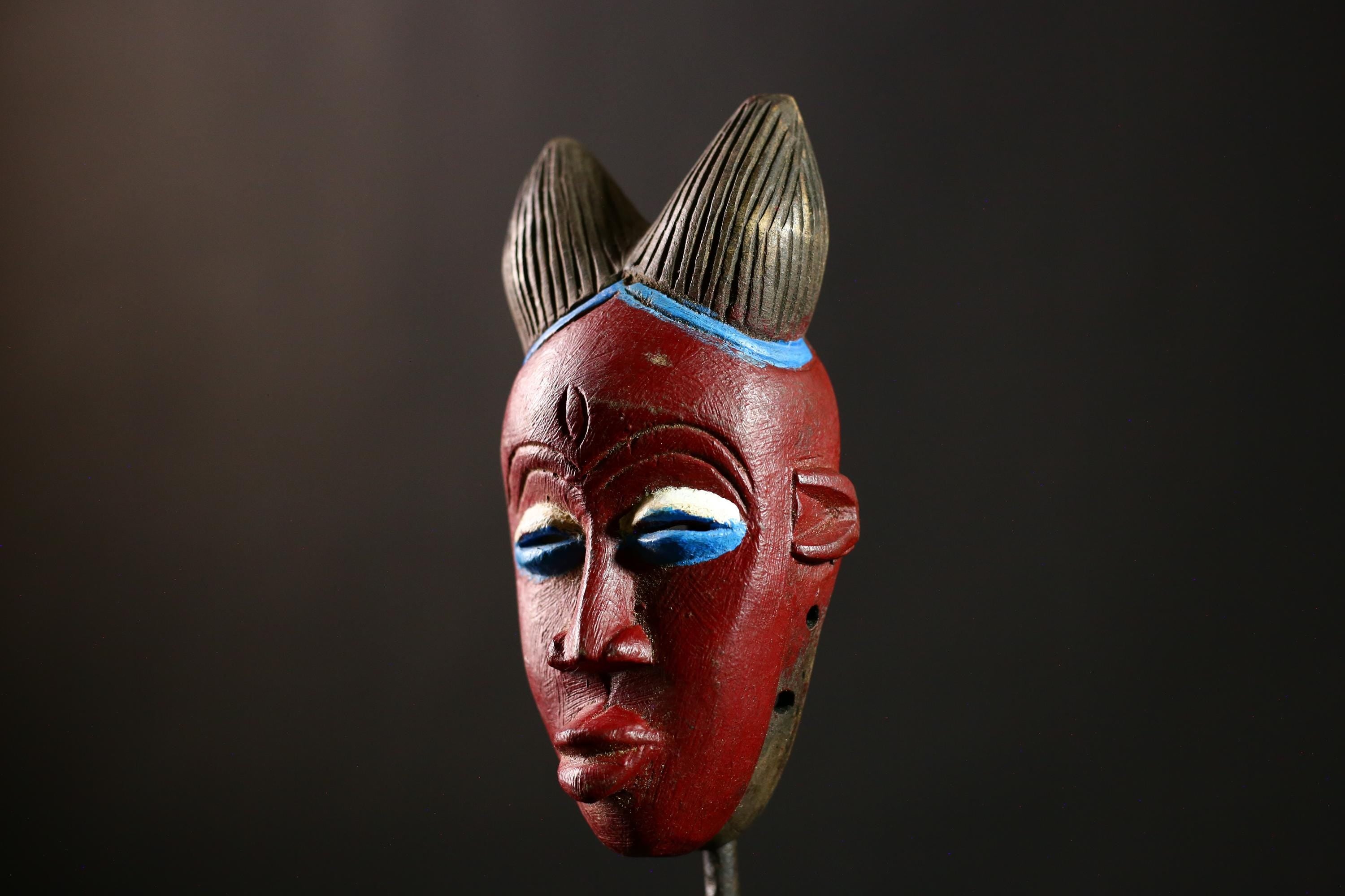 African Traditional Guro Red Wooden Mask, Unique Wall Hanging Decor, Ethnic Art Sculpture, Tribal Decor for Home, Collectible Piece-8137