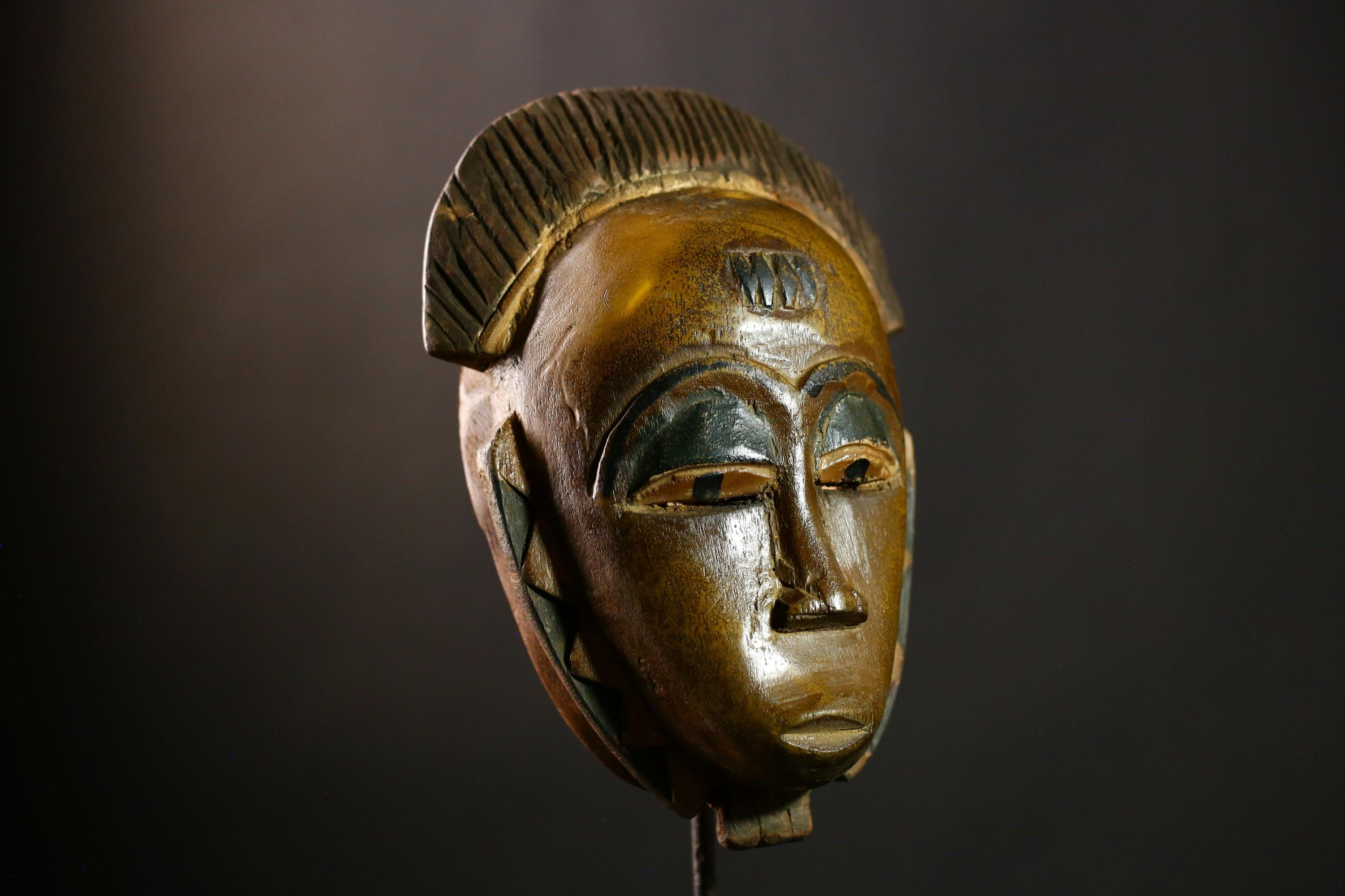 African Guro Vintage Mask, Hand Carved Wood Tribal Face Art, Unique Wall Hanging Decor, Ethnic Sculpture for Home Collectors-4992
