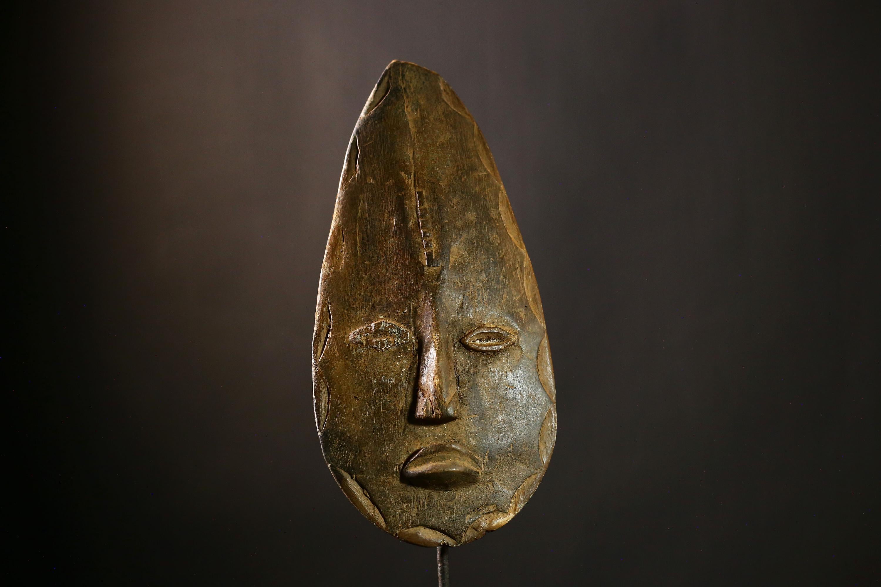 African Baule Vintage Mask, Hand-Carved Wooden Tribal Art, Unique Face Decor, Sculpture, Collectible Home Decor Piece for Art Lovers-4938