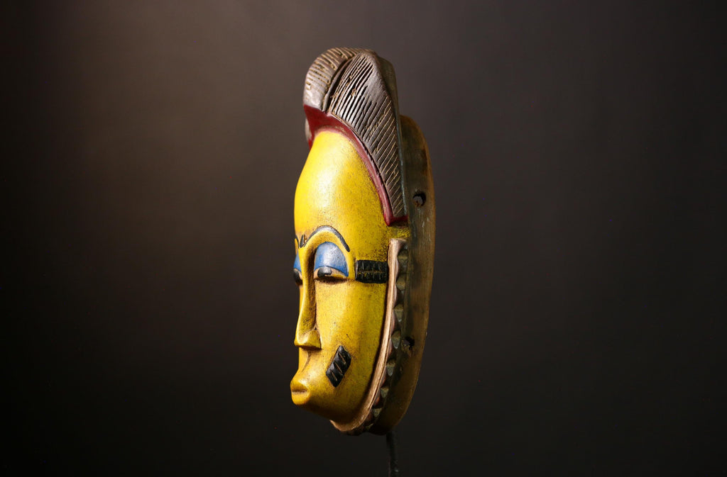 African Yaure Guro Mask: Antique Wooden Art from Liberia | Unique Wall Décor for Home | Authentic Tribal Sculpture for Collectors-G4016