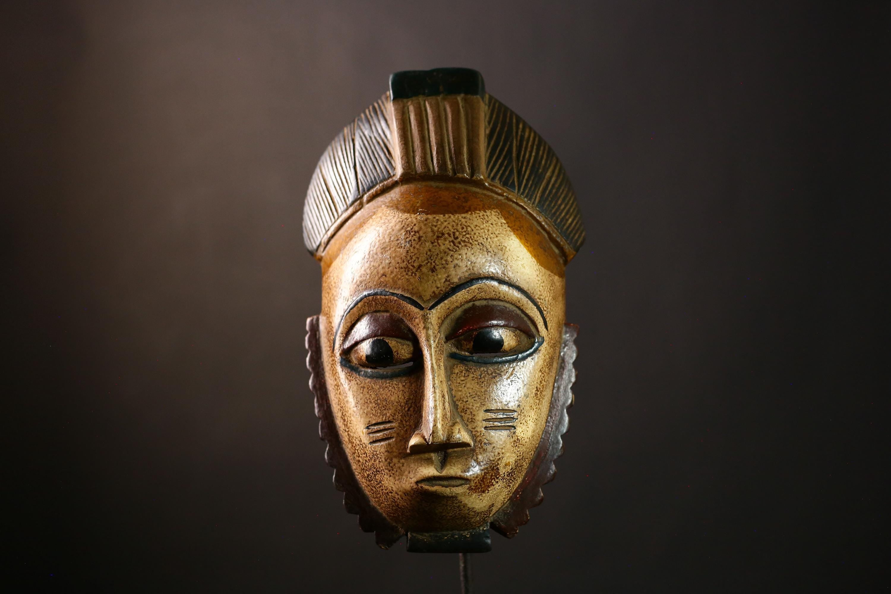 African Guro Mask Tribal Face Carving Wooden Wall Art Home Decor Handmade Ethnic Sculpture Artifact-9481