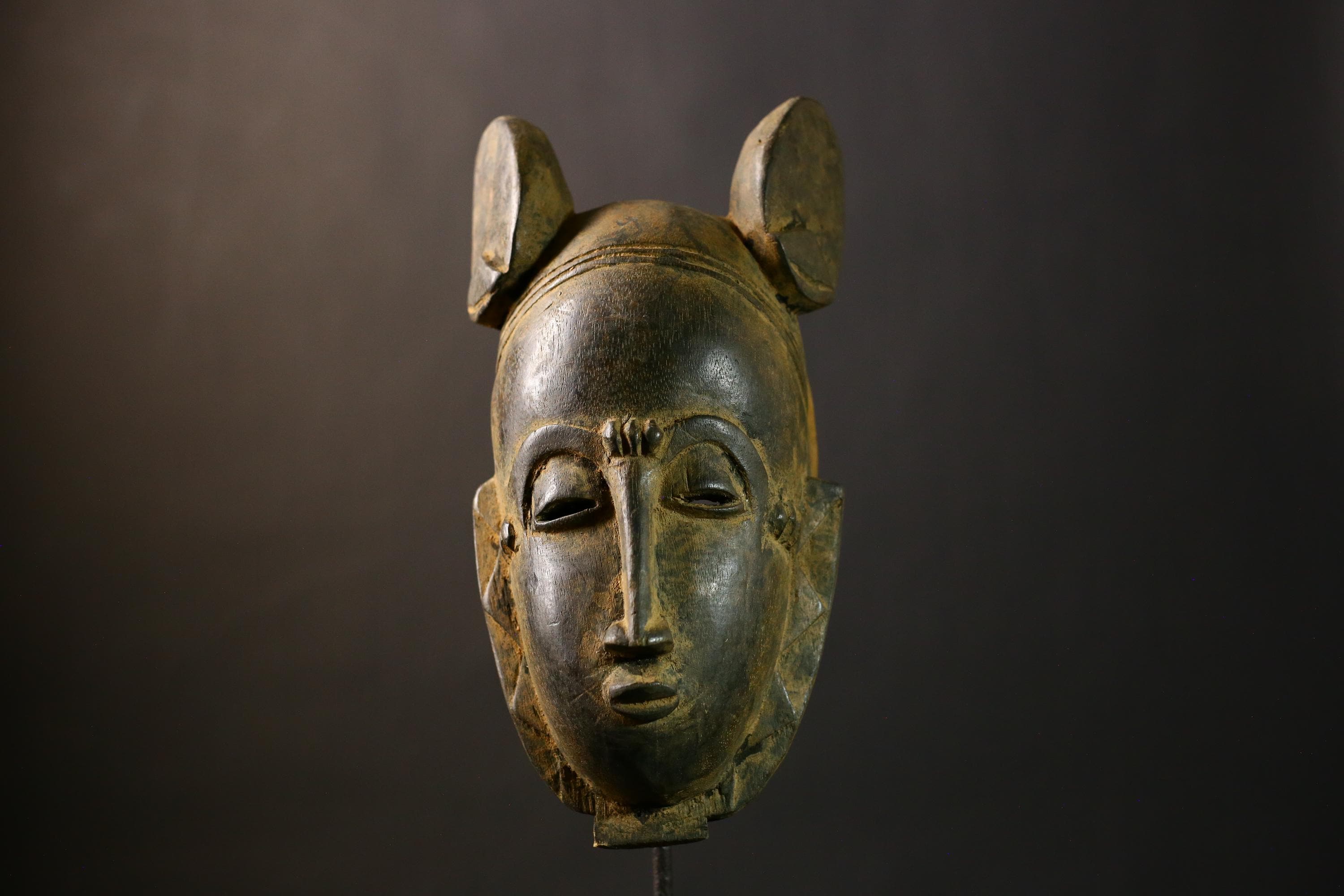 African Art Face Mask Guro Baule Antique Wall Decor Unique Vintage Piece Traditional Handcrafted Collectible Gift for Home-G1848