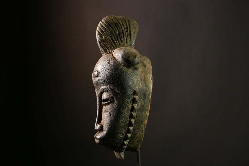 African GURO Mask Handcrafted Tribal Face Sculpture, Vintage Wood Carved Art Piece, Authentic African Wall Decor, Collectible Object-5675