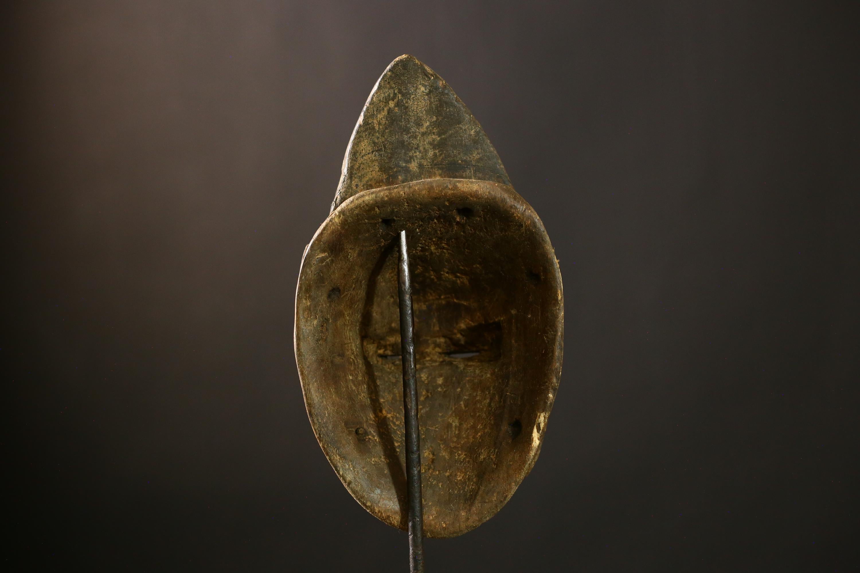 African Guro Baule Mask, Handcrafted Vintage Wall Art, Tribal Face Decor, Unique Ethnic Sculpture, Collectible Wooden Mask Art-4936