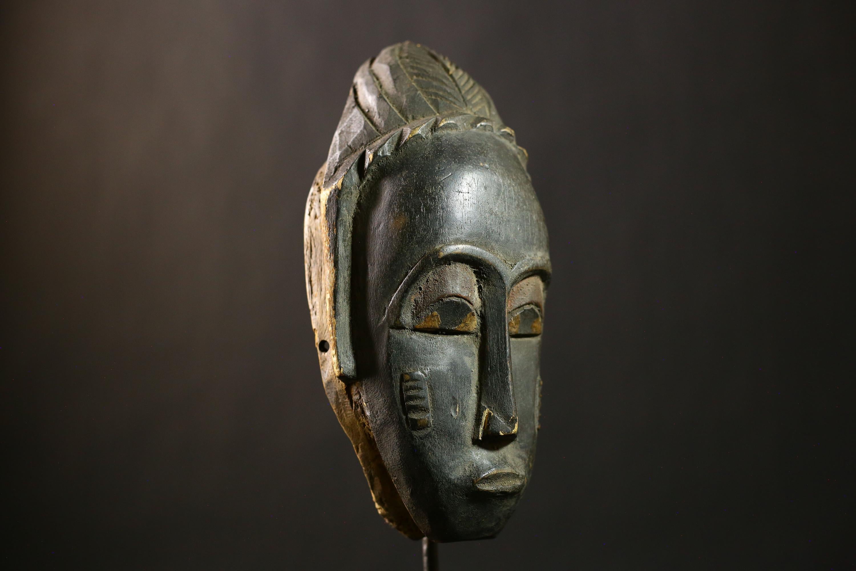 African Antique Guro Mask Tribal Art Vintage Wall Decor Collectible Figure | Unique Home Accent | Cultural Representation-7544