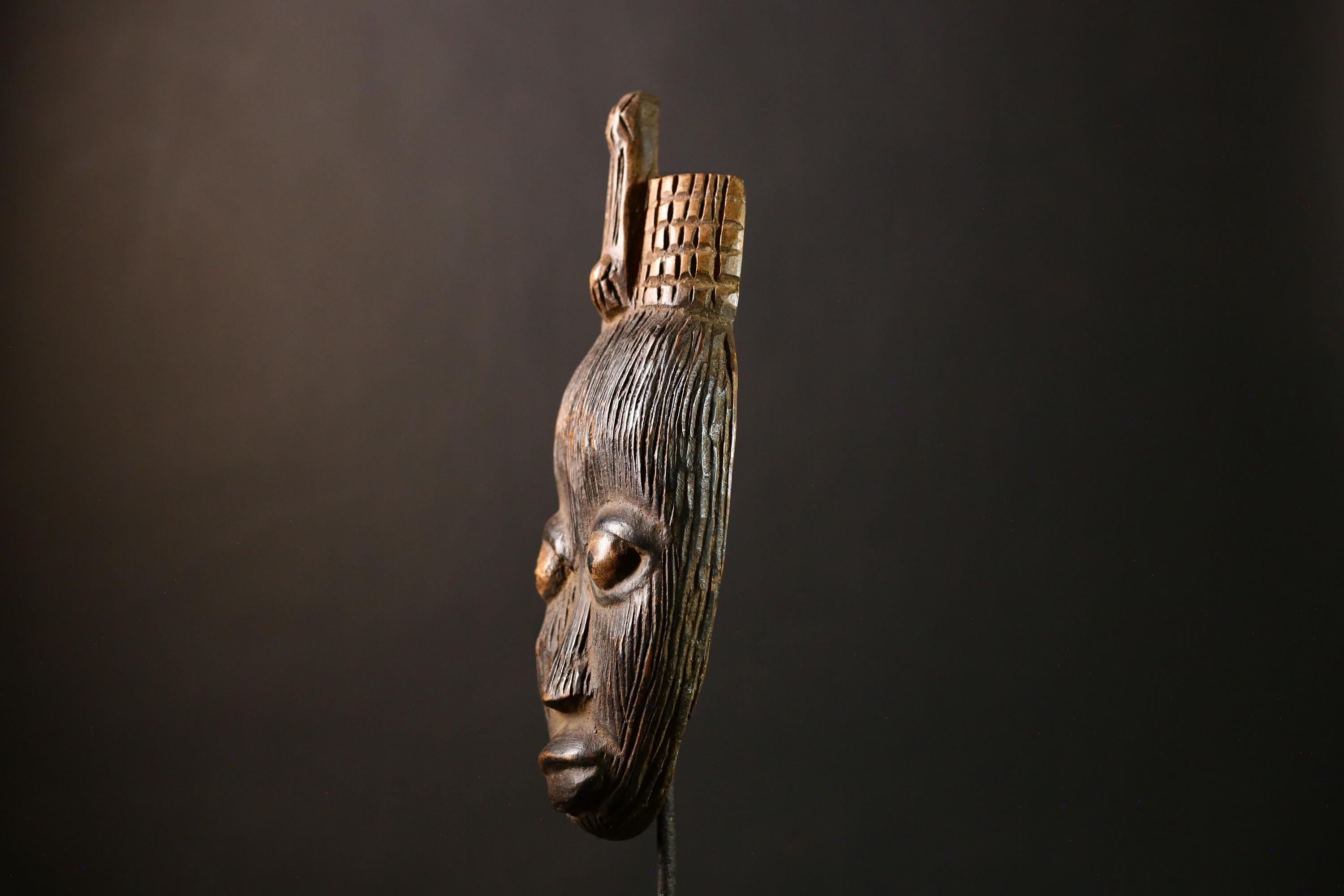 African Mask Handcrafted Wooden Unique Wall Hanging Decor Mask -G4287