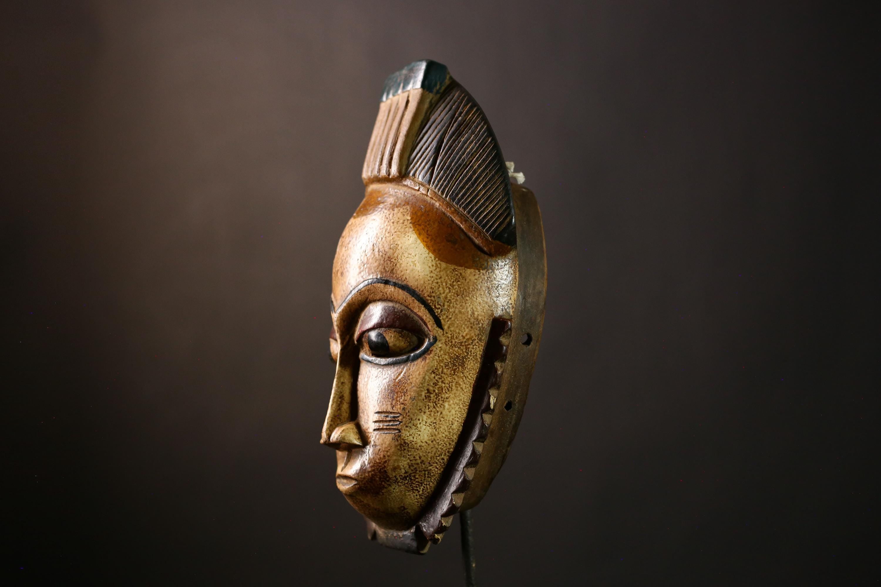 African Guro Mask Tribal Face Carving Wooden Wall Art Home Decor Handmade Ethnic Sculpture Artifact-9481