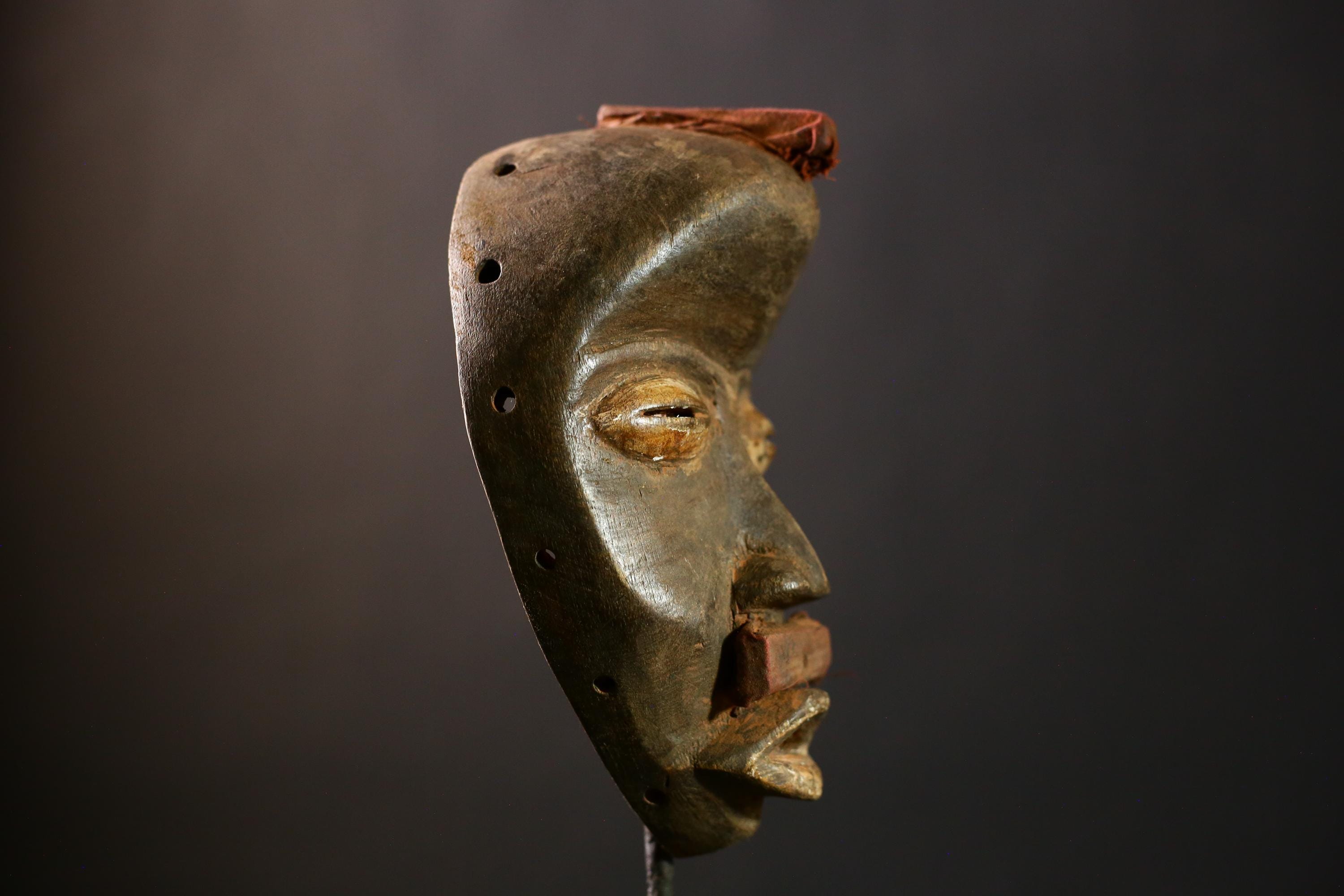 African mask Handcrafted Tribal Wooden Mask, Vintage Carved Wall Hanging Art, Antique Ethnic Face Decor-5028