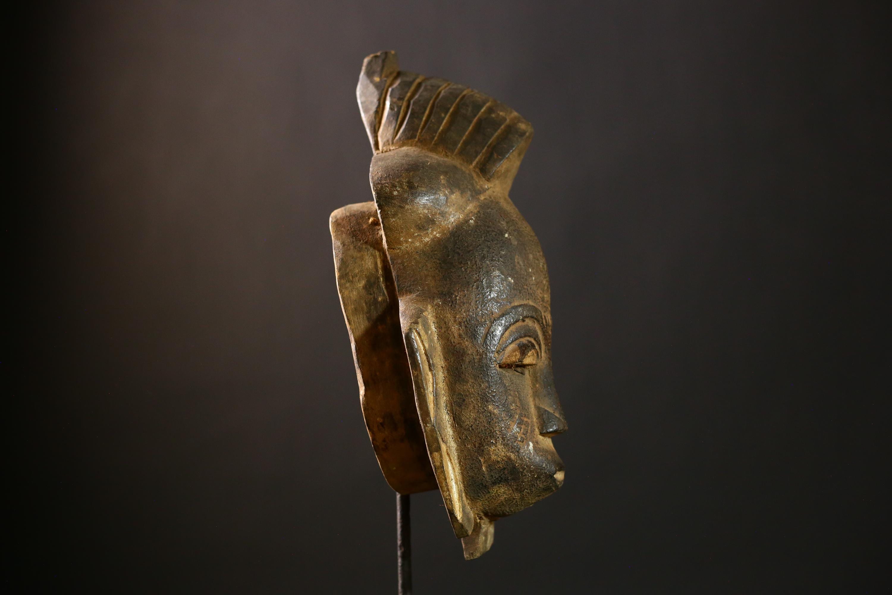 Authentic African Guro Mask Tribal Art Vintage Collectible for Unique Decorative Wall Accent and Rare Cultural Home Decor-5647