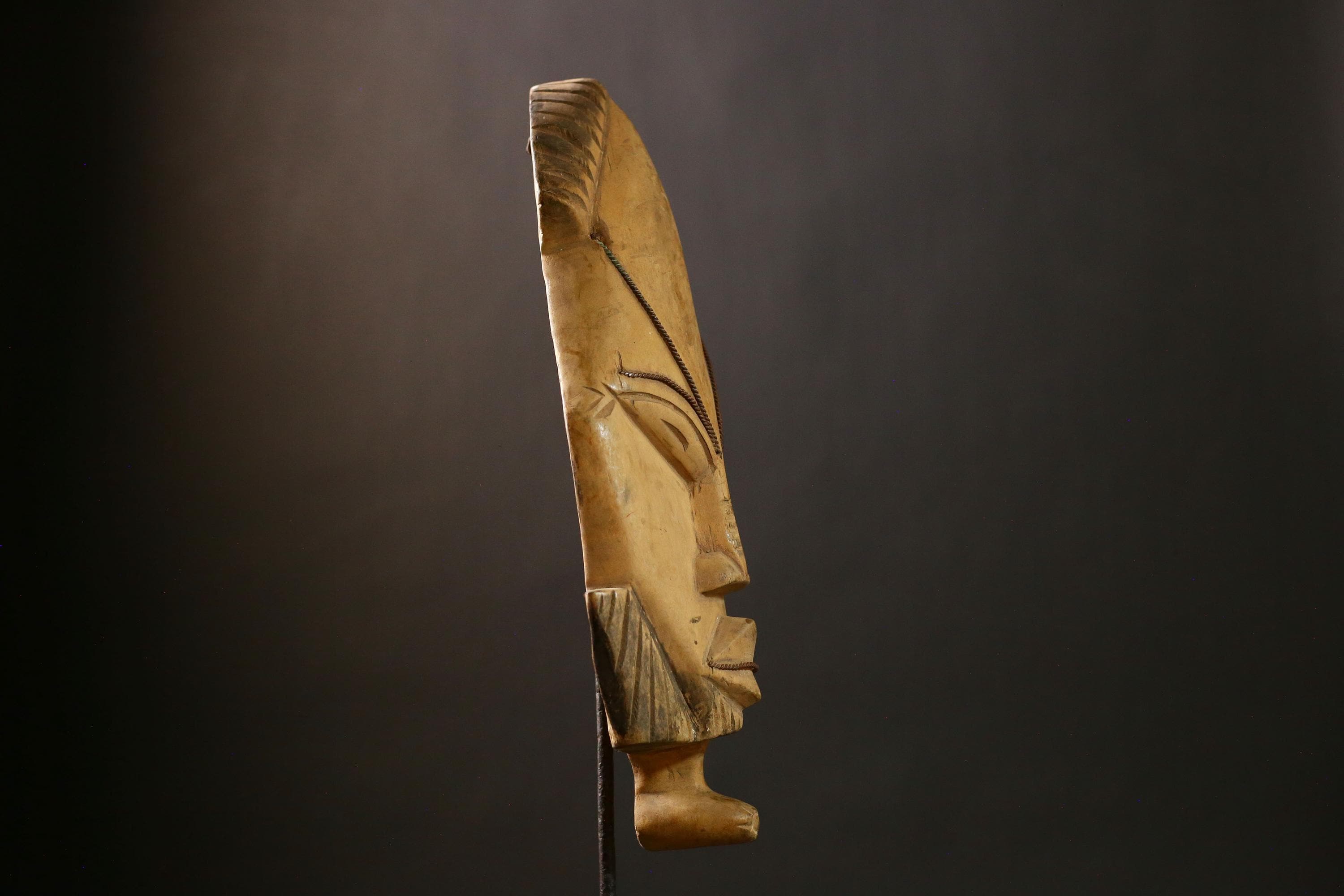 African Tribal Art Collectible Vintage Fang Mask for Authentic Cultural Wooden Wall Decoration and Traditional Face Sculpture-3377