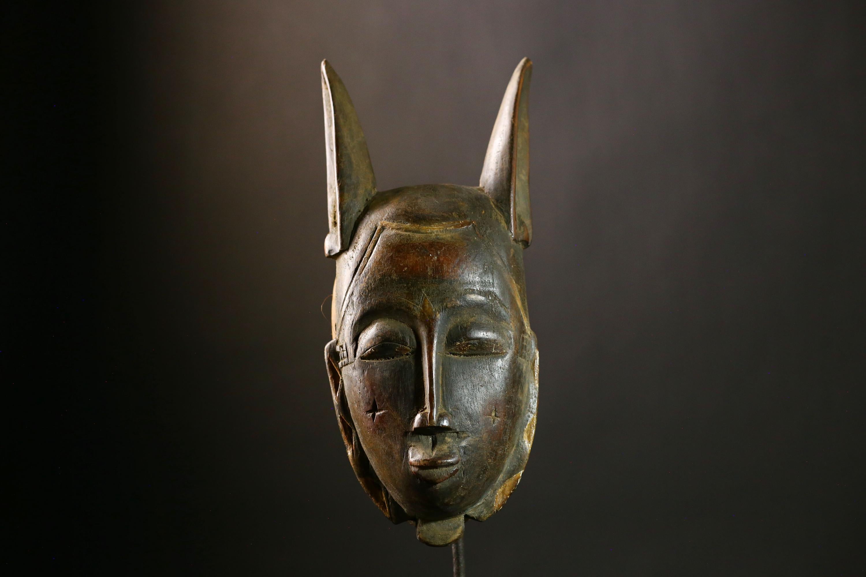 Authentic African Antique Wooden Masks Hand Carved by Guru Tribe for Unique Cultural Art and Wall Décor Heritage Collection- 6493