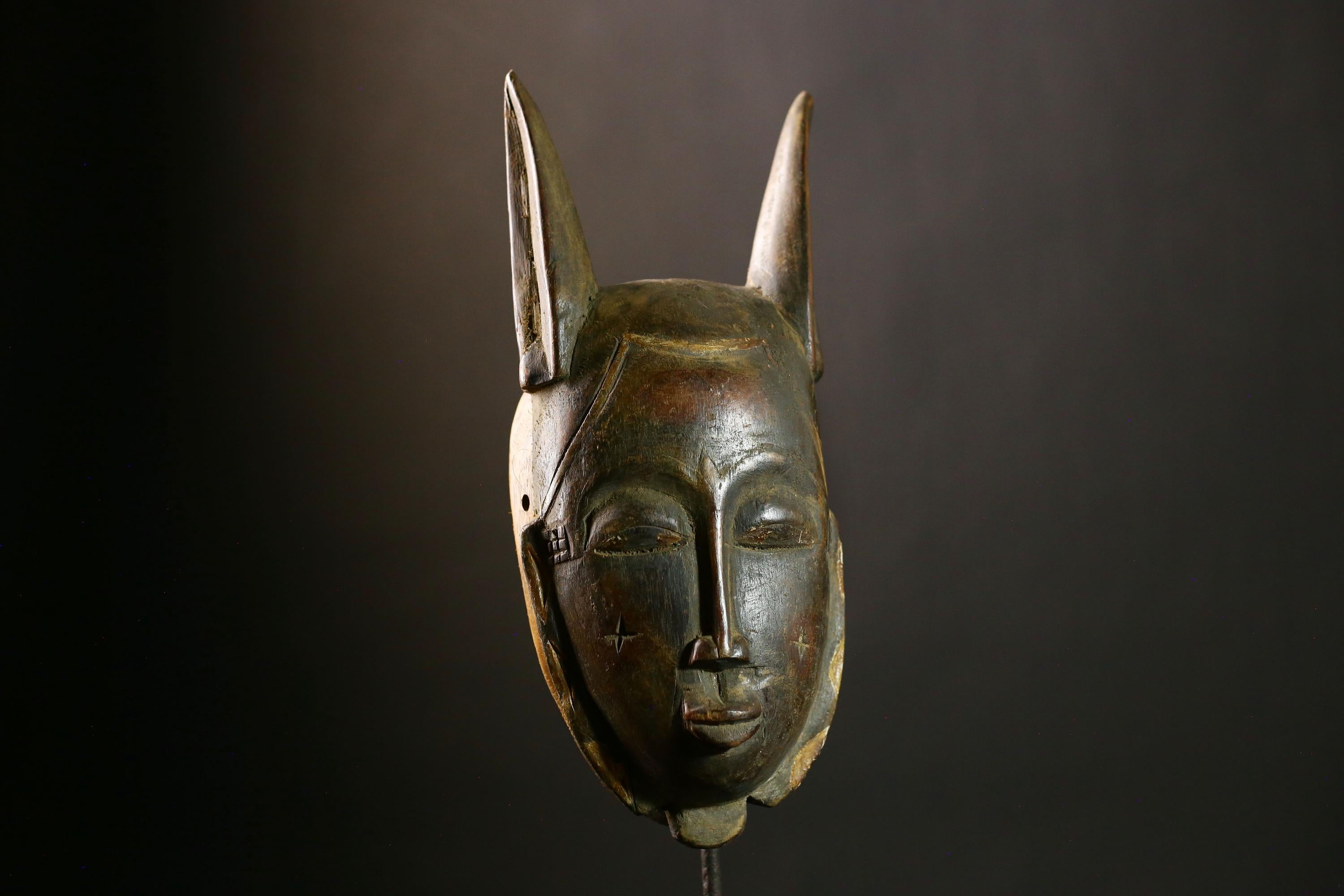 Authentic African Antique Wooden Masks Hand Carved by Guru Tribe for Unique Cultural Art and Wall Décor Heritage Collection- 6493
