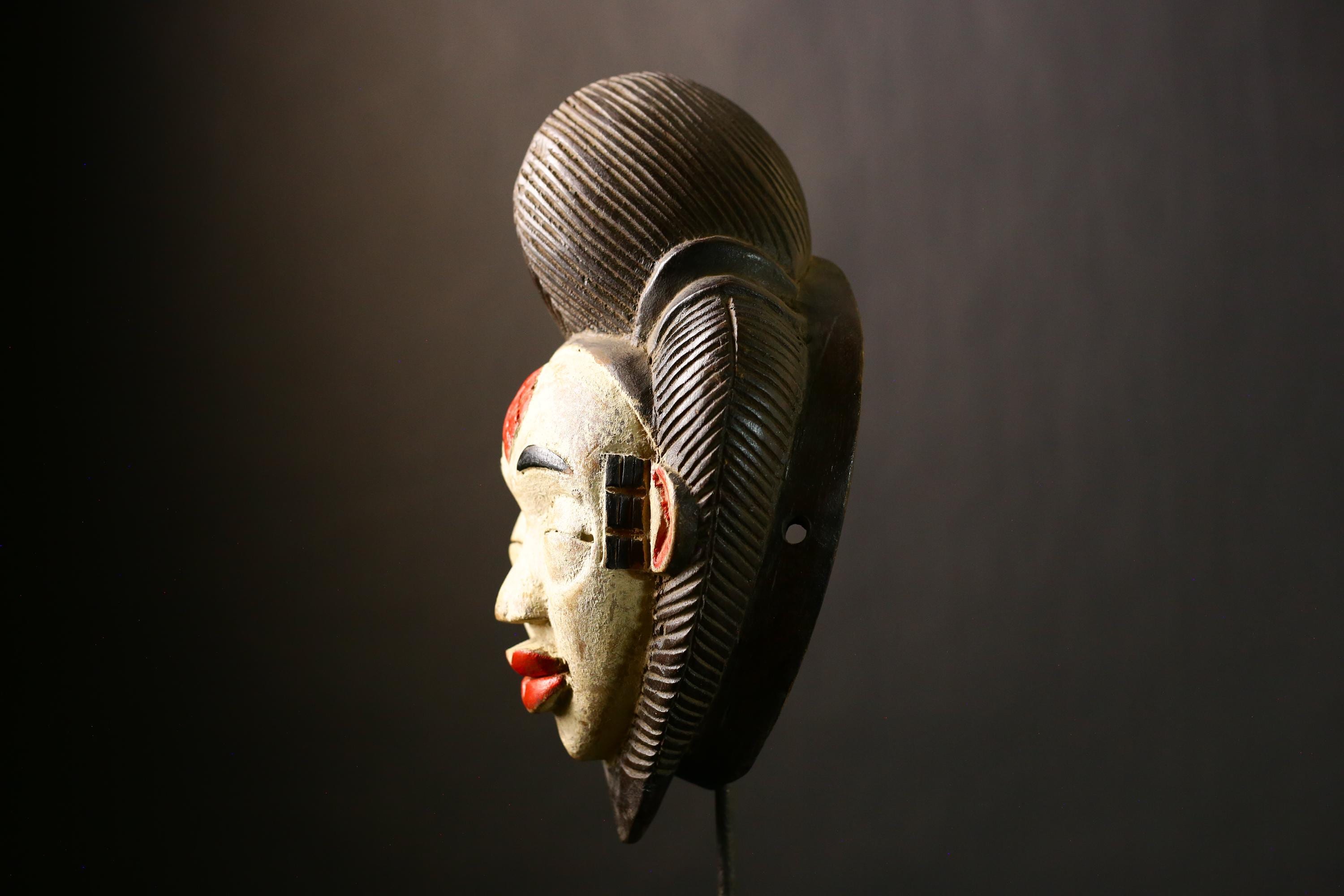 African Bapunu Tribal Mask Wood Gabon Distinctive Face Wall Decor Handmade Sculpture Authentic Ceremonial Traditional Home Decoration-G4319