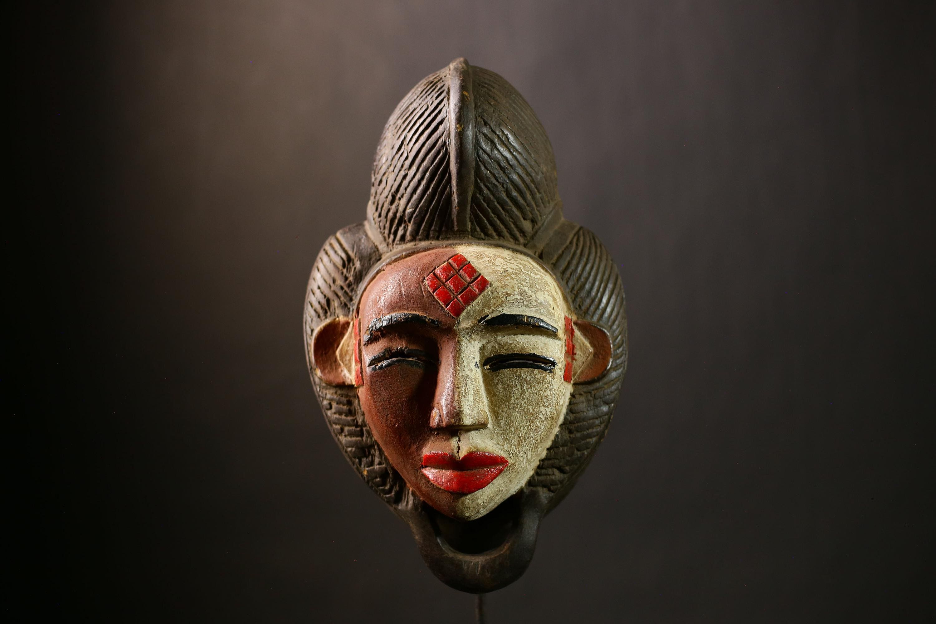 African Mask Wall Art | Old Puno Mask | Okuyi Mukudji Society | Gabon Decor | Unique African Decor | Ethnic Home Wall Art-G4351