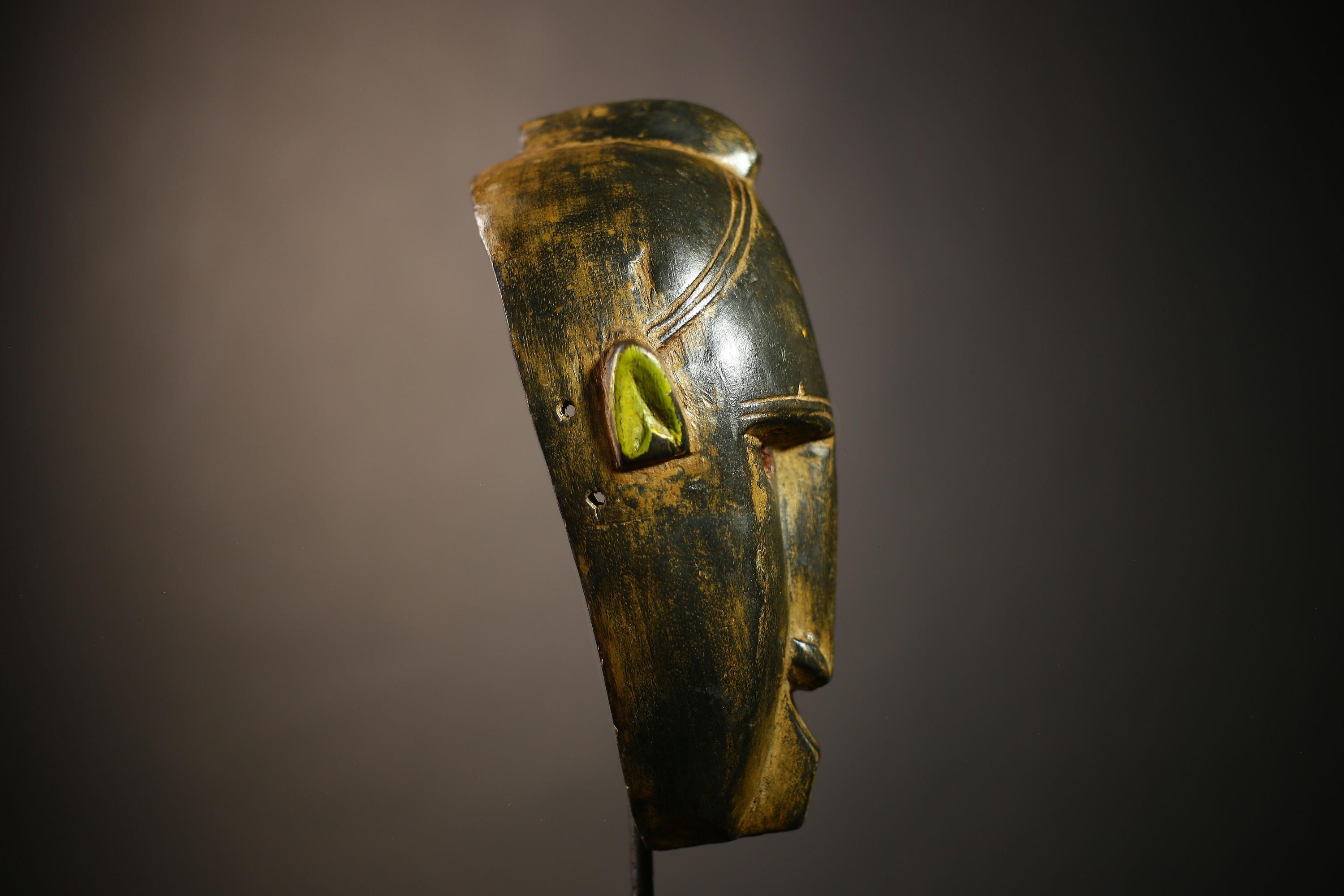 African Vintage Bambara Mask | Handmade Wall Hanging Art | Antique Decor Piece | Unique Tribal Wall Accent | Gift for Collectors-G4617
