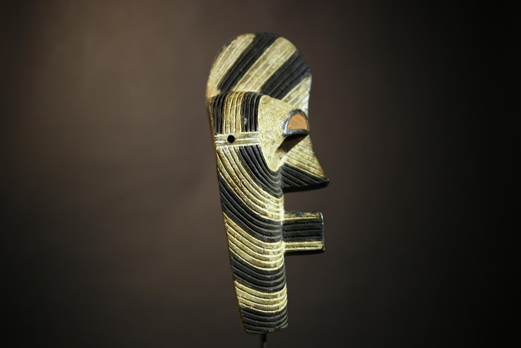 African Songye Mask | Handcrafted Wooden Wall Art | Tribal Decor | Unique African Mask | Cultural Home Decor | Mask Collector’s Item-G4691