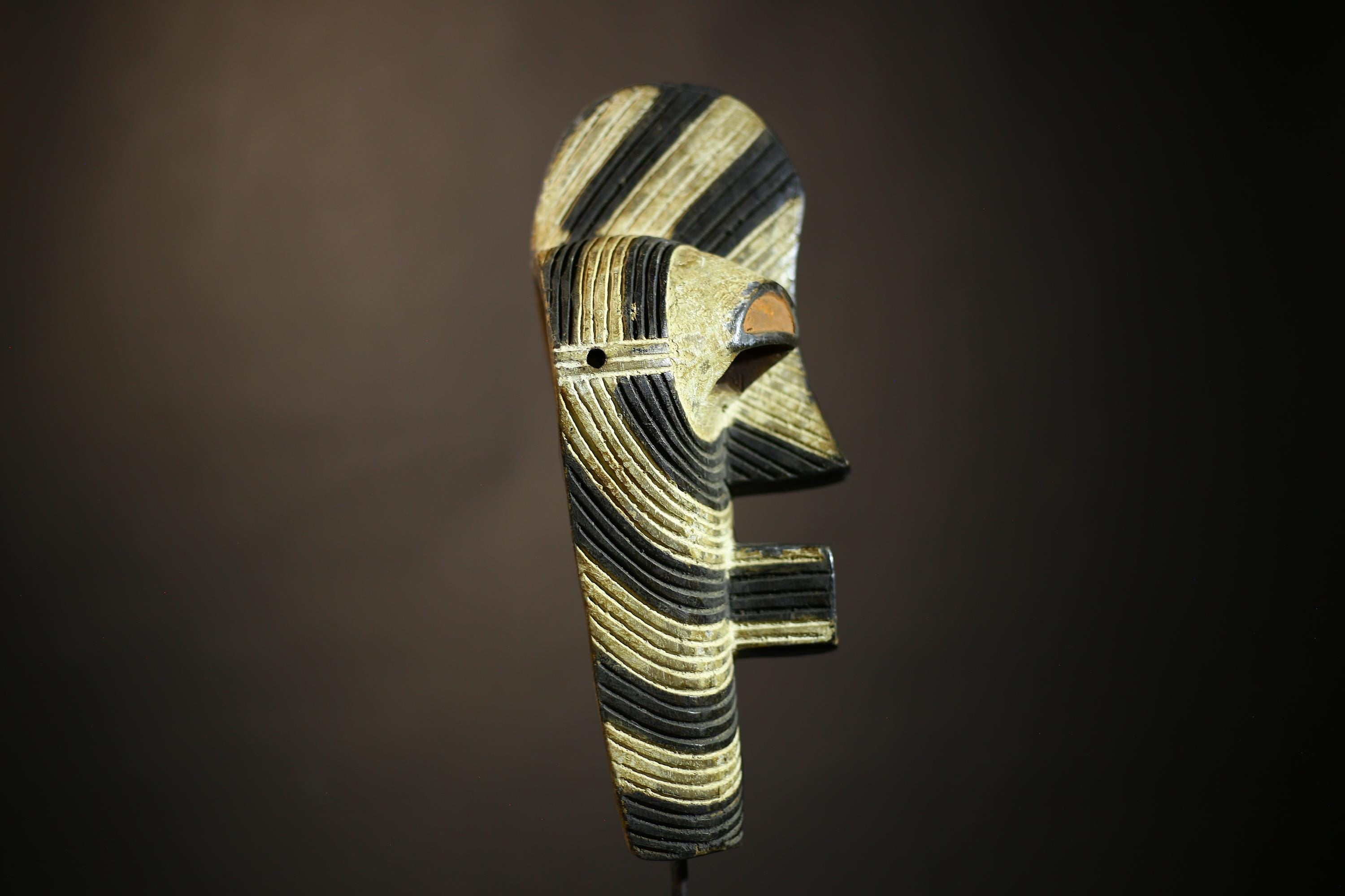 African Songye Mask | Handcrafted Wooden Wall Art | Tribal Decor | Unique African Mask | Cultural Home Decor | Mask Collector’s Item-G4691