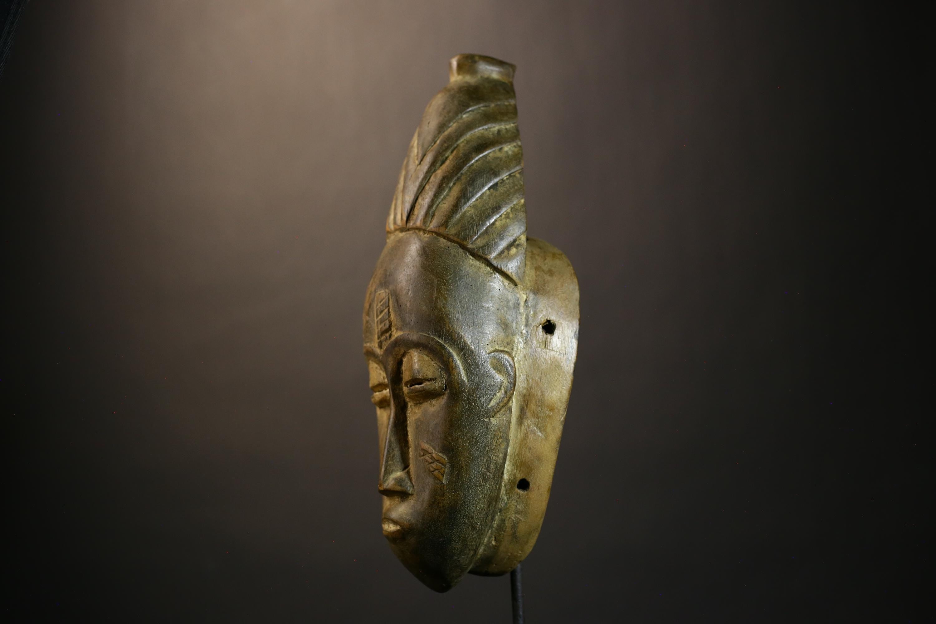 African Yaoure Guro Mask | Antique Tribal Art | Vintage Wooden Carved Face Decor | Unique Ethnic Home Accent for Collectors-4461
