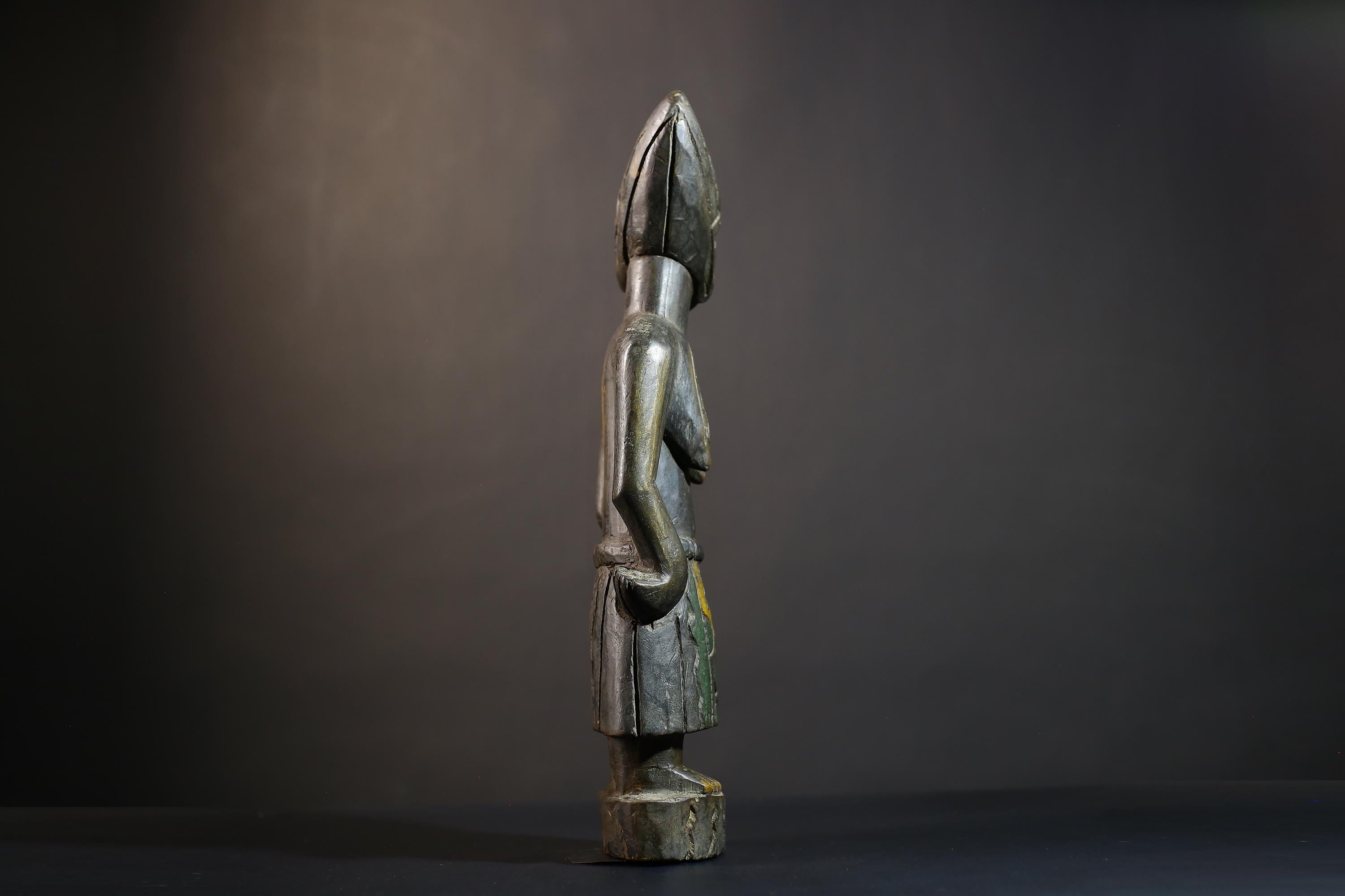 African Buyu Slave Figurine | Unique Tribal Art Piece | Handcrafted Decor | Cultural Collectible | Congo Zambia Heritage Gift -G4761