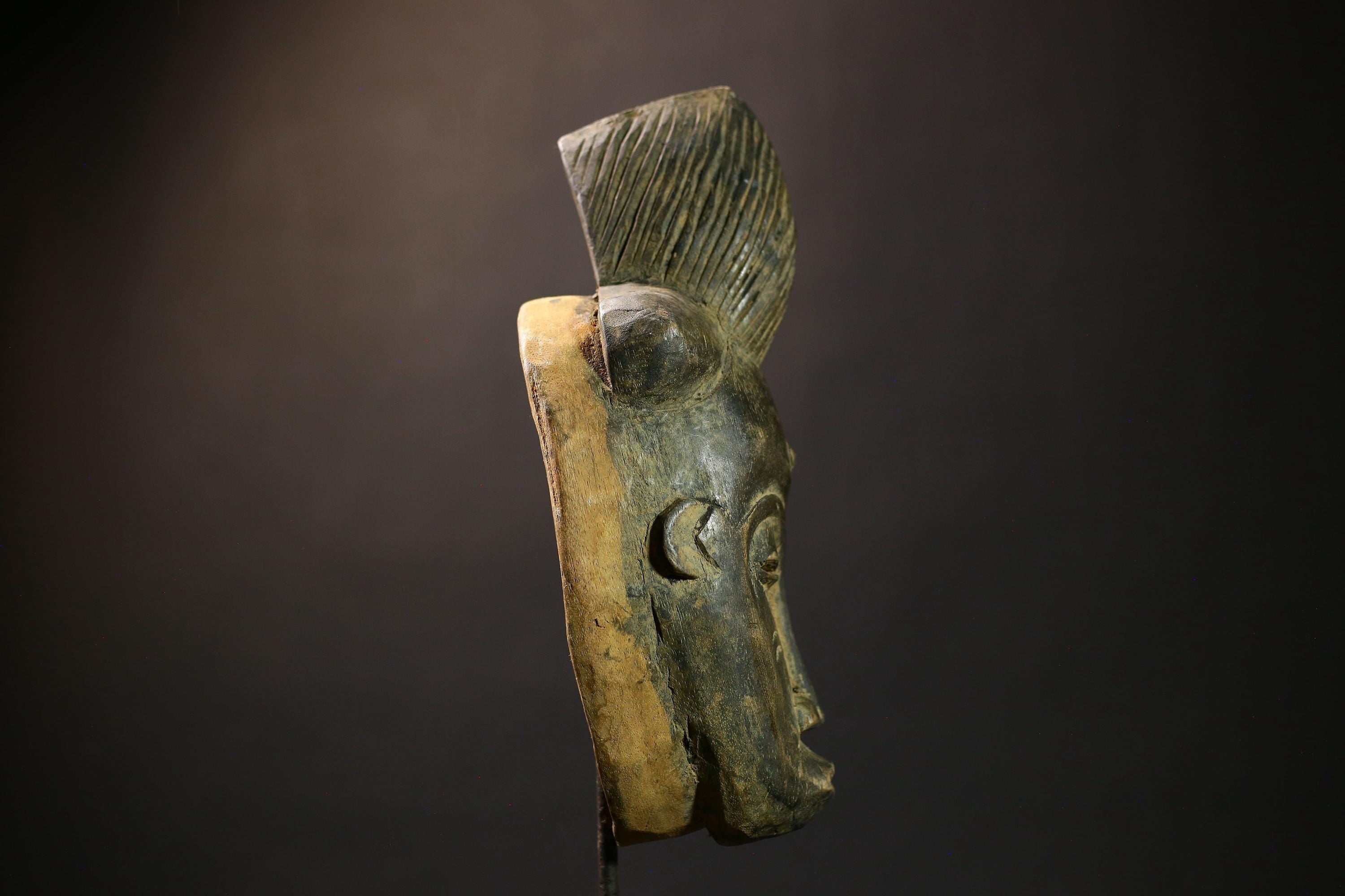 African Guro Baule Wood Mask | Hand-Carved Vintage Decor | Unique Wall Hanging Art | Ethnic Home Decoration -G1780