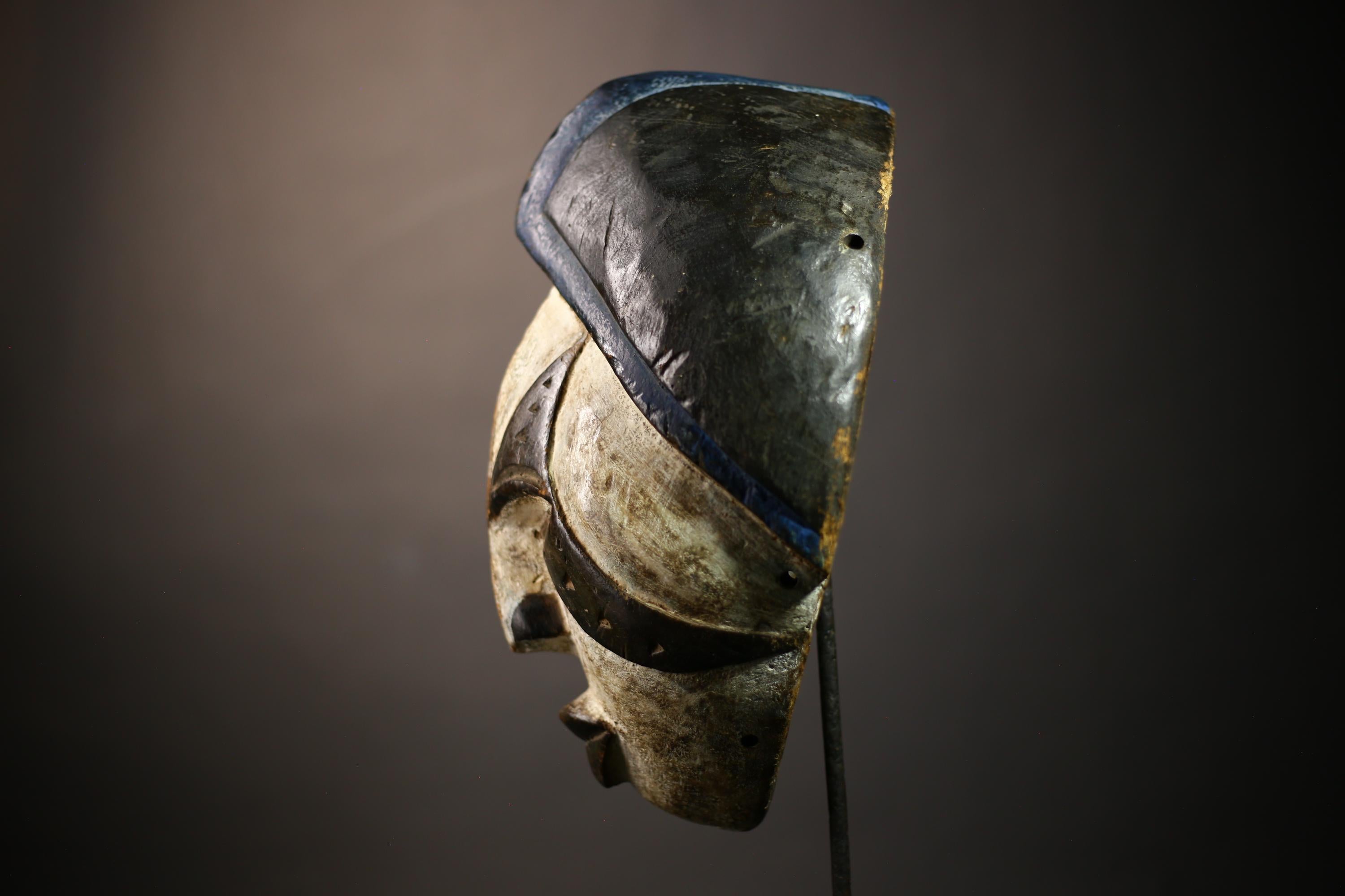 African Face Mask Art | Galoa Tribe Gabon | Decorative Wall Mask | Handcrafted Tribal Collectible | Unique Gabonese Decor | Mask-G4646