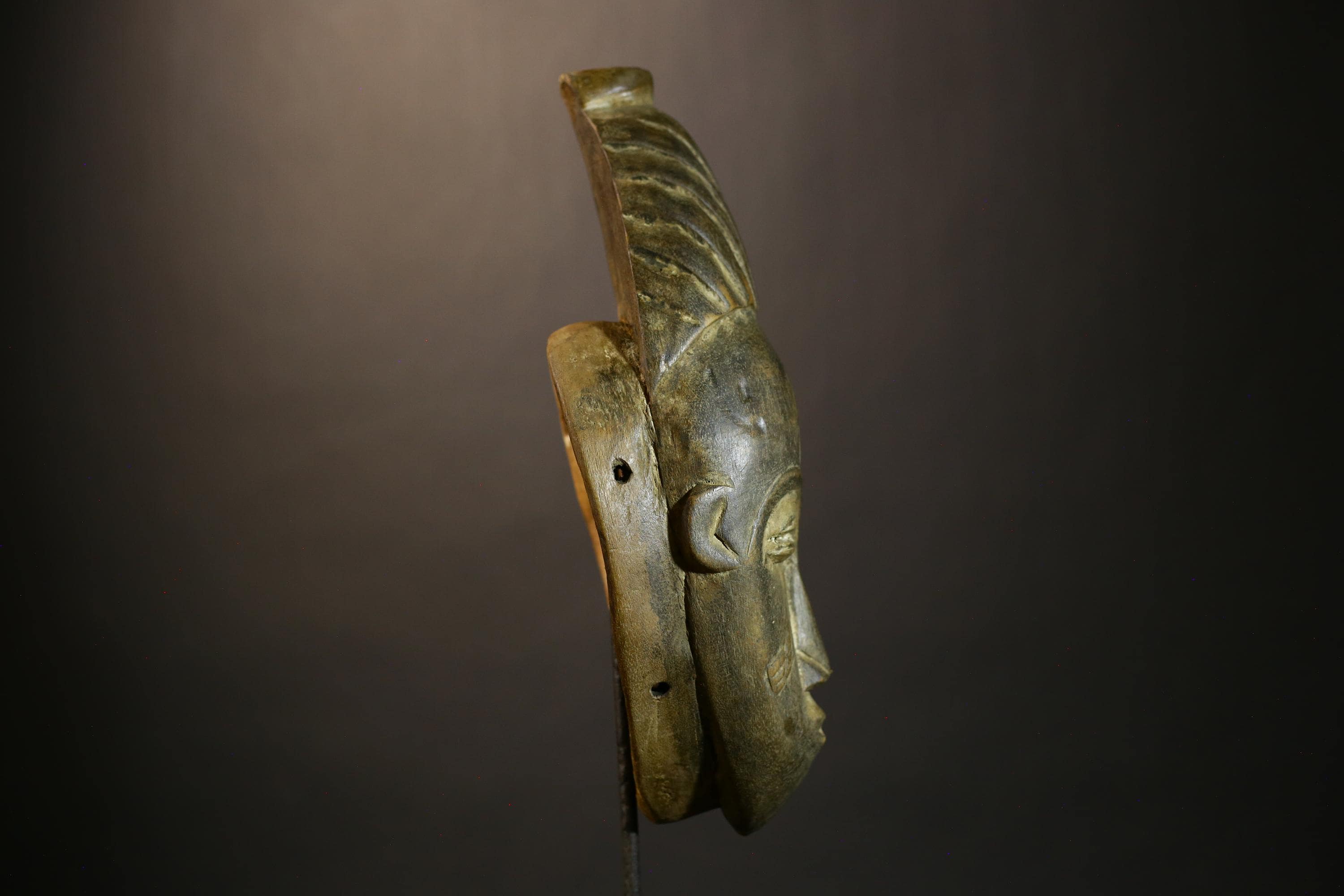 African Yaoure Guro Mask | Antique Tribal Art | Vintage Wooden Carved Face Decor | Unique Ethnic Home Accent for Collectors-4461