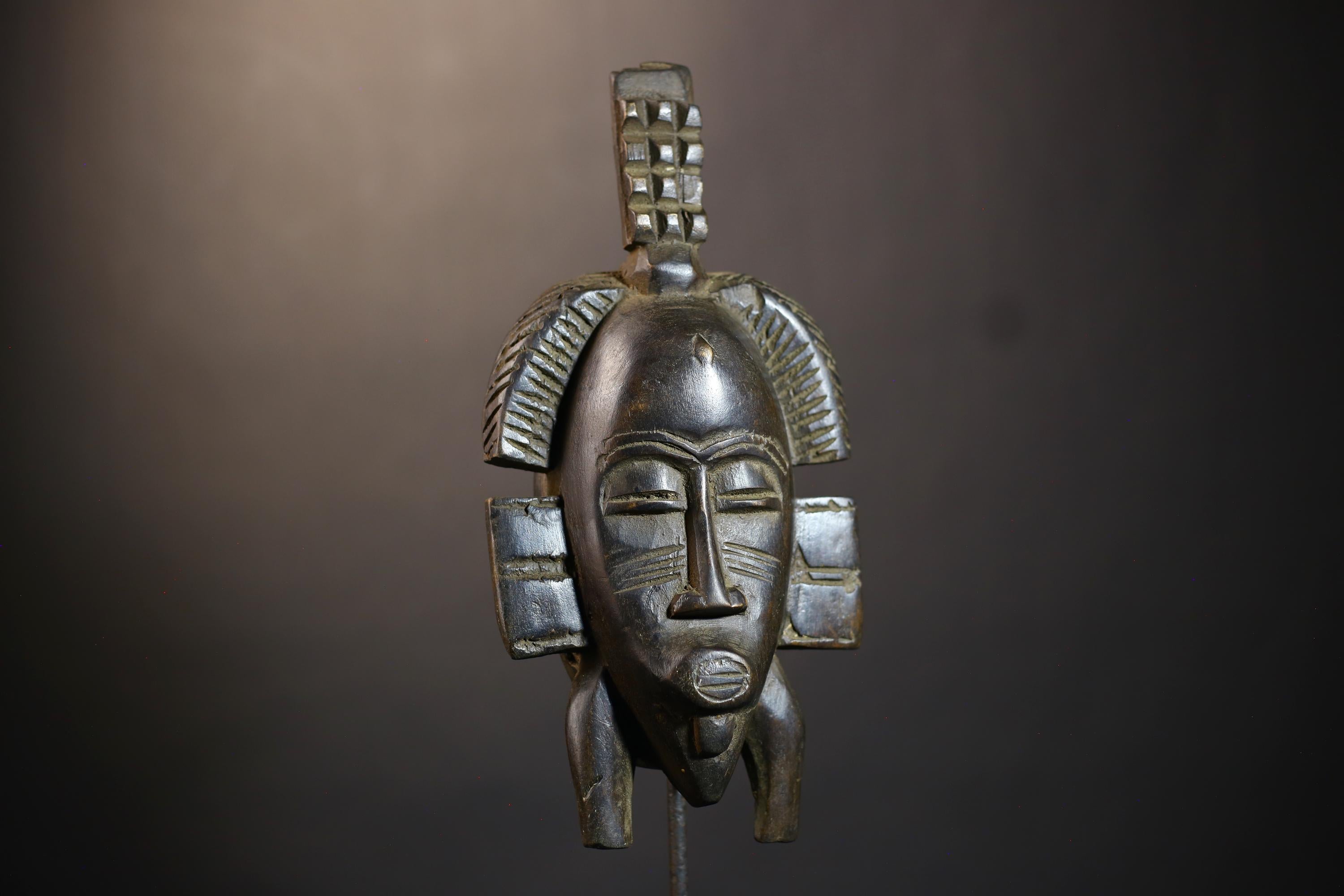 African Vintage Senufo Mask | Unique Kpelie Art | Cultural Wall Décor Piece | Authentic Ethnic Accent | Exquisite Tribal Decoration-G4810