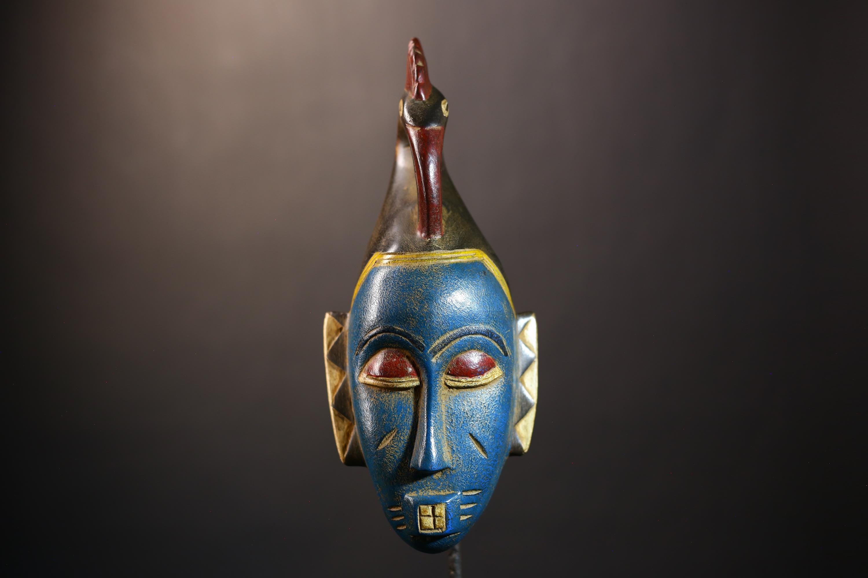 African Vintage Guro Mask | Antique Wood Art | Traditional Figure Decor | Cultural Home Decor | Unique Wall Art-G5001