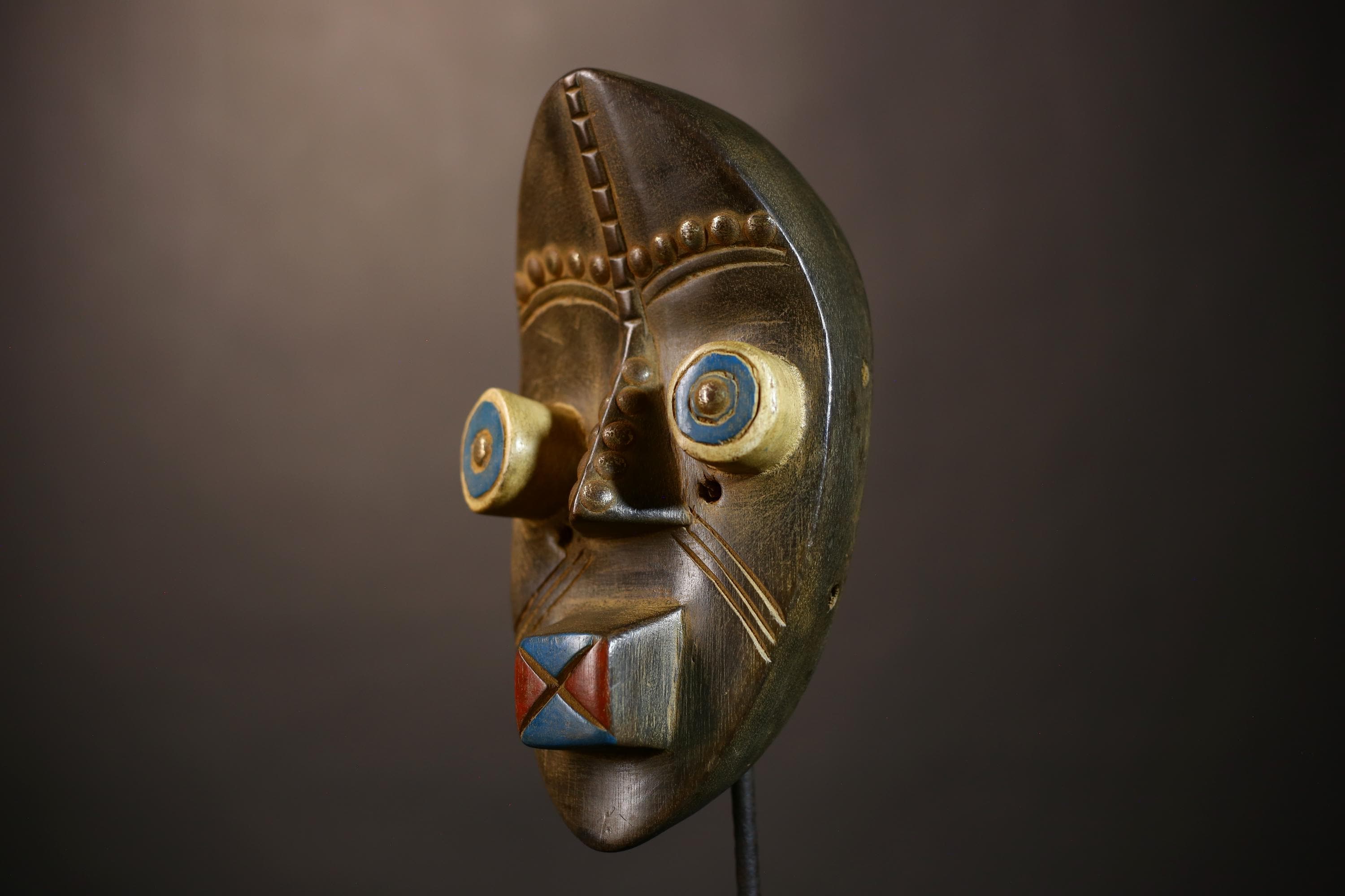 African | Handcrafted | Grebo Mask | Vintage Tribal Art | Wall Decor | Unique Statue | Ethnic Home Decor | Collectible Piece-G5060