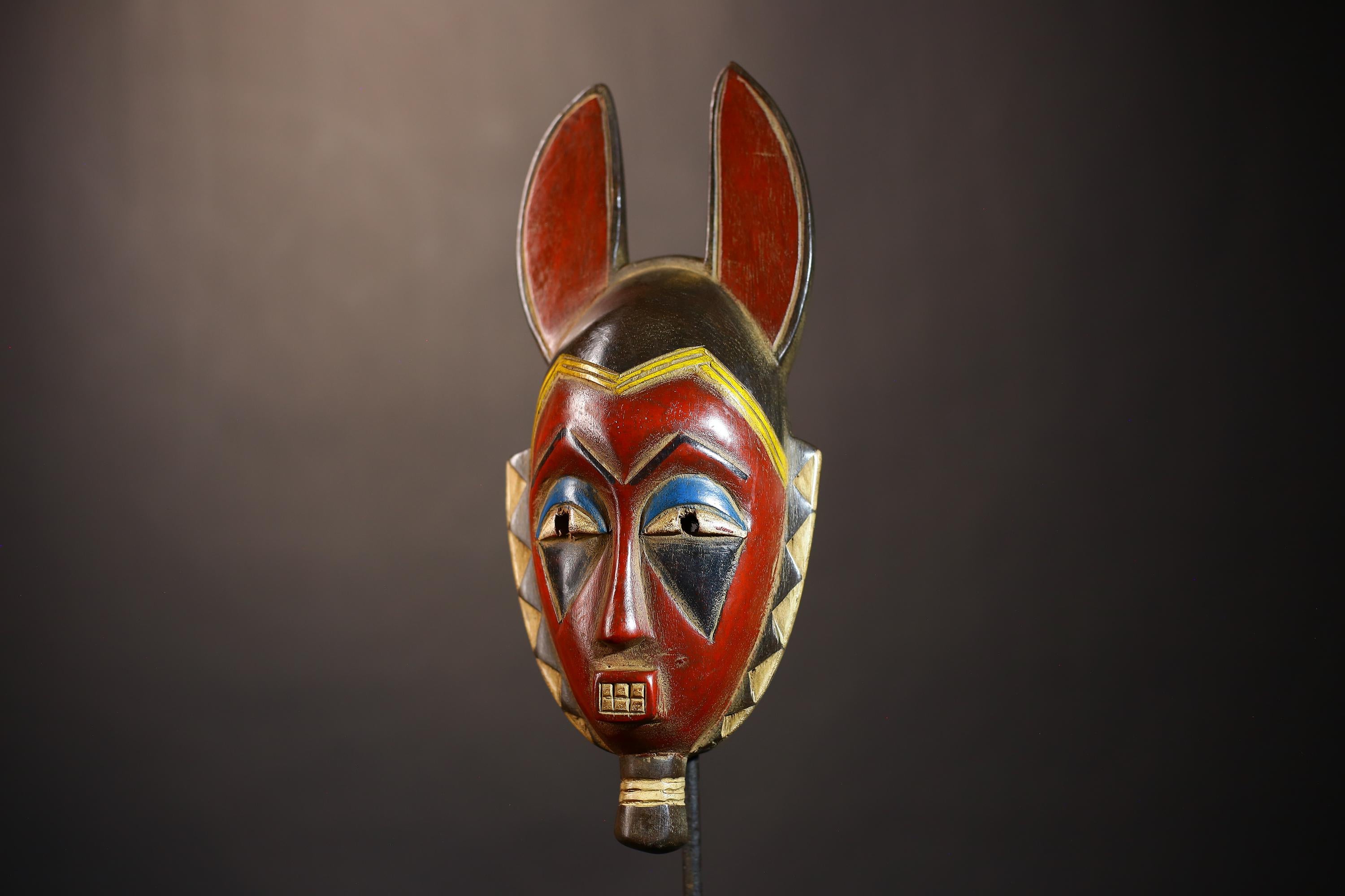 African Vintage Guro Mask | Hand-Carved Tribal Wall Art | Unique Rabbit Ears Design | Ethnic Home Décor | Artisan Craft-G5047