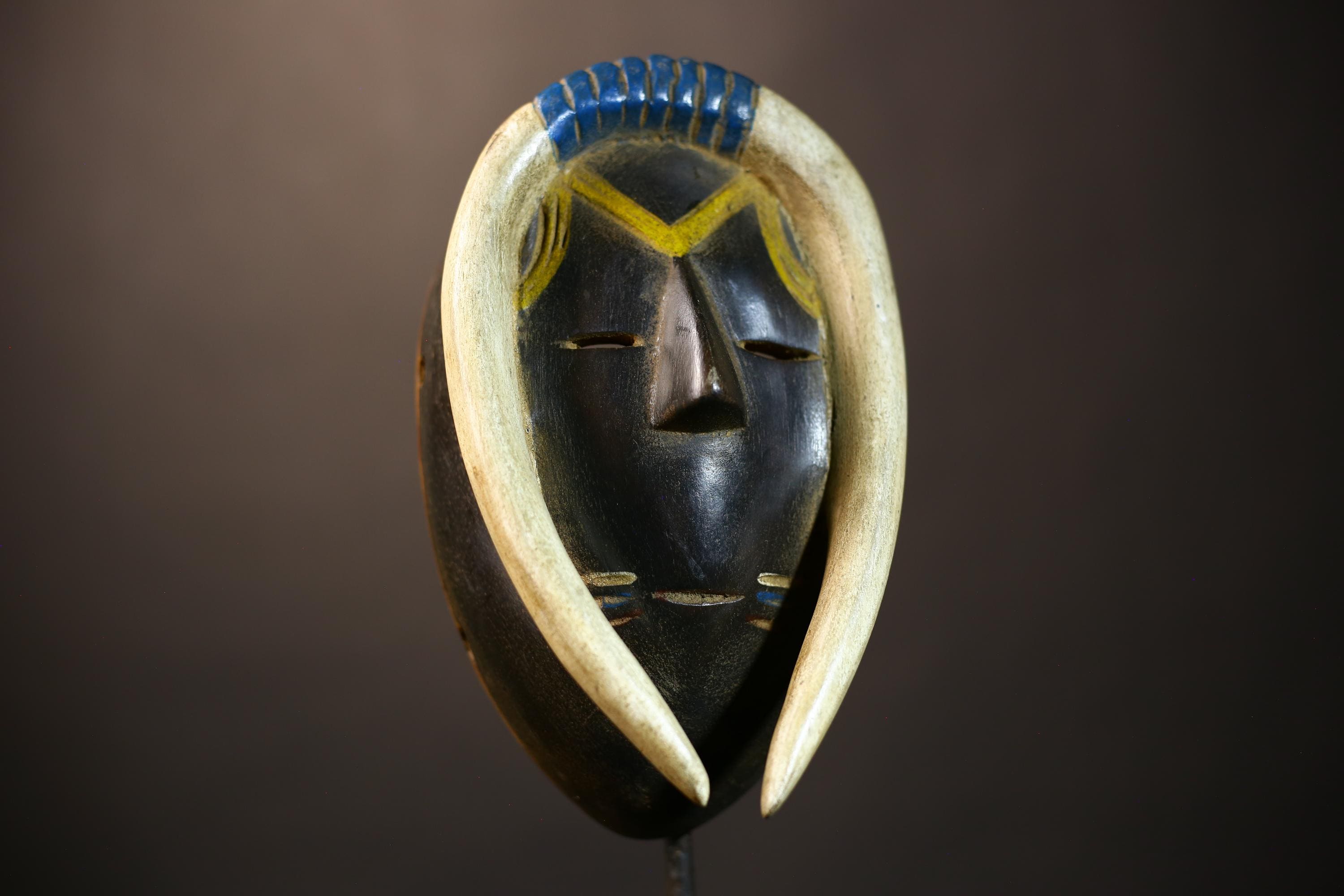 African Guro Mask | Antique Hand-Carved | Wooden Wall Art | Unique Decorative Piece | Tribal Home Decor | Ethnic Art Collection-G5063